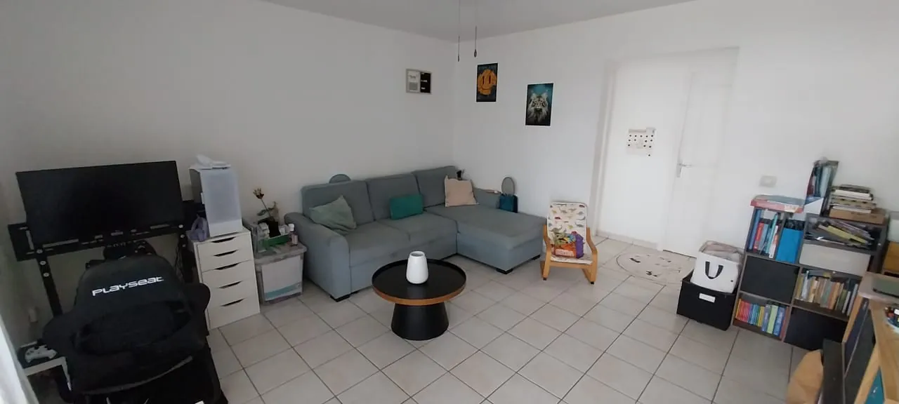 Appartement T3 à vendre à Plateau Fofo, SCHOELCHER avec parking et locataire en place 