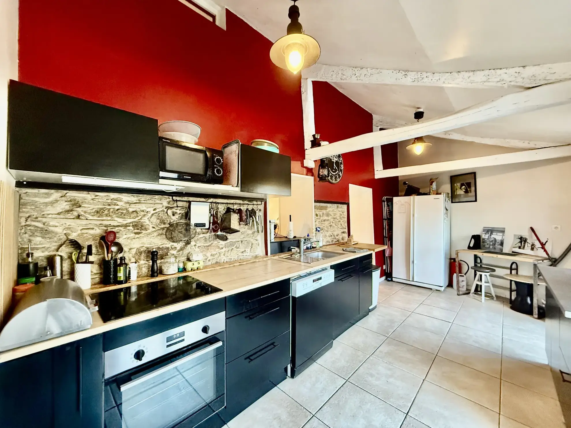 Belle maison en pierre à Héric avec jardin, garage et vie de plain-pied 