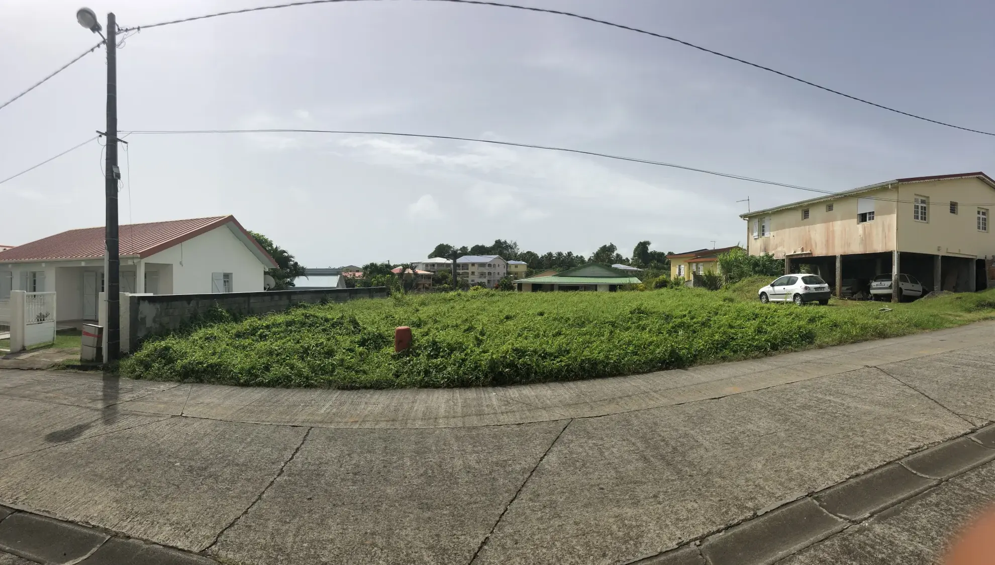 Terrain de 442 m² à bâtir dans le secteur calme de Cap Nord au LORRAIN 