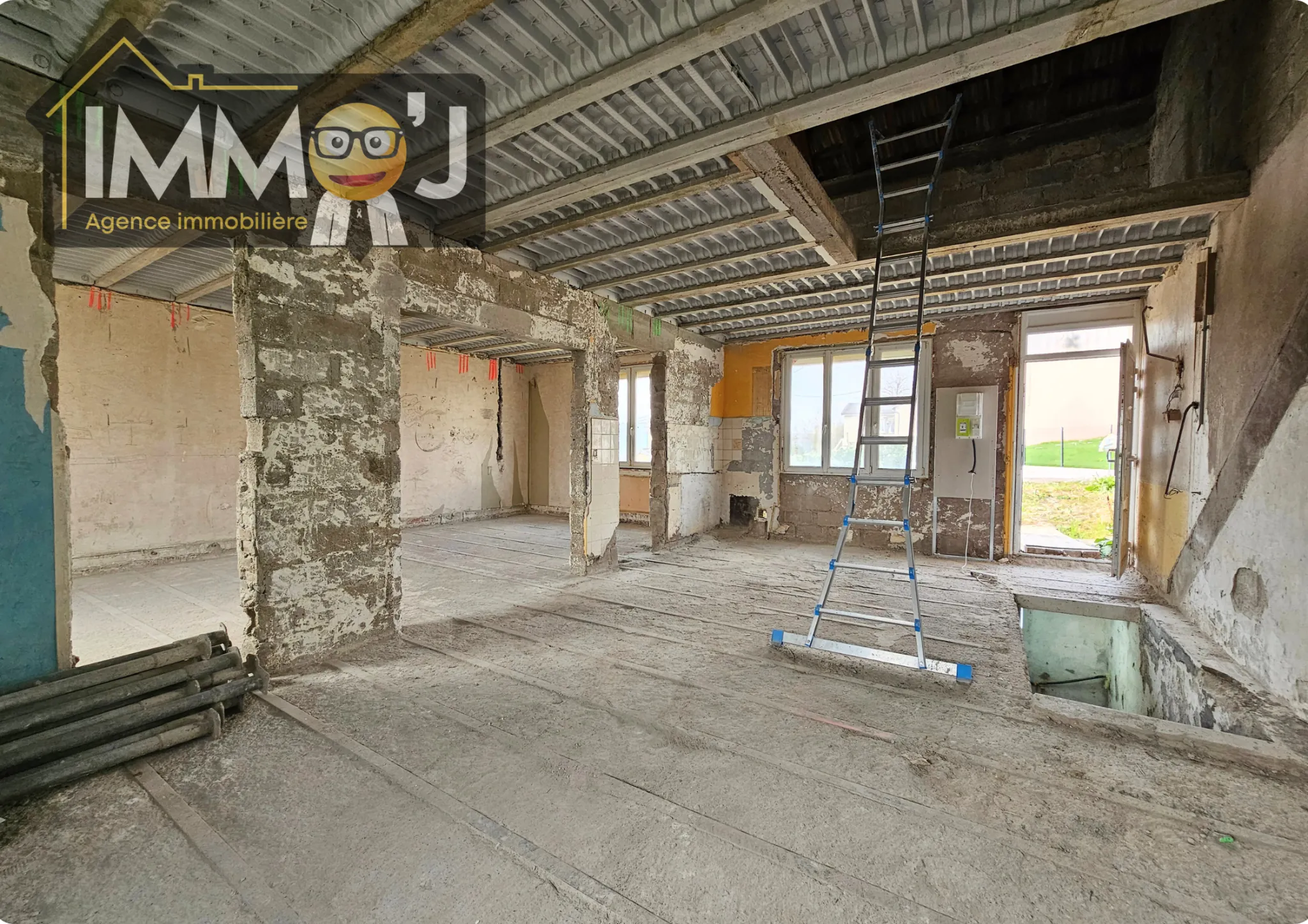 Maison à Neuves-Maisons à rénover avec grand potentiel et jardin 