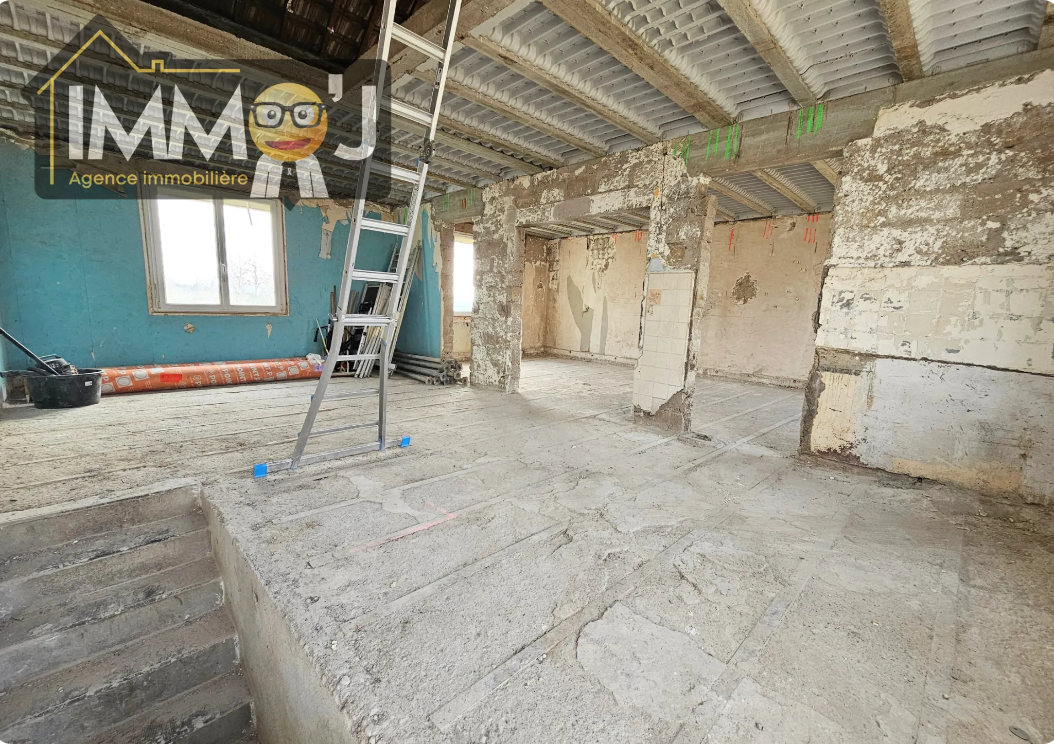 Maison à Neuves-Maisons à rénover avec grand potentiel et jardin 