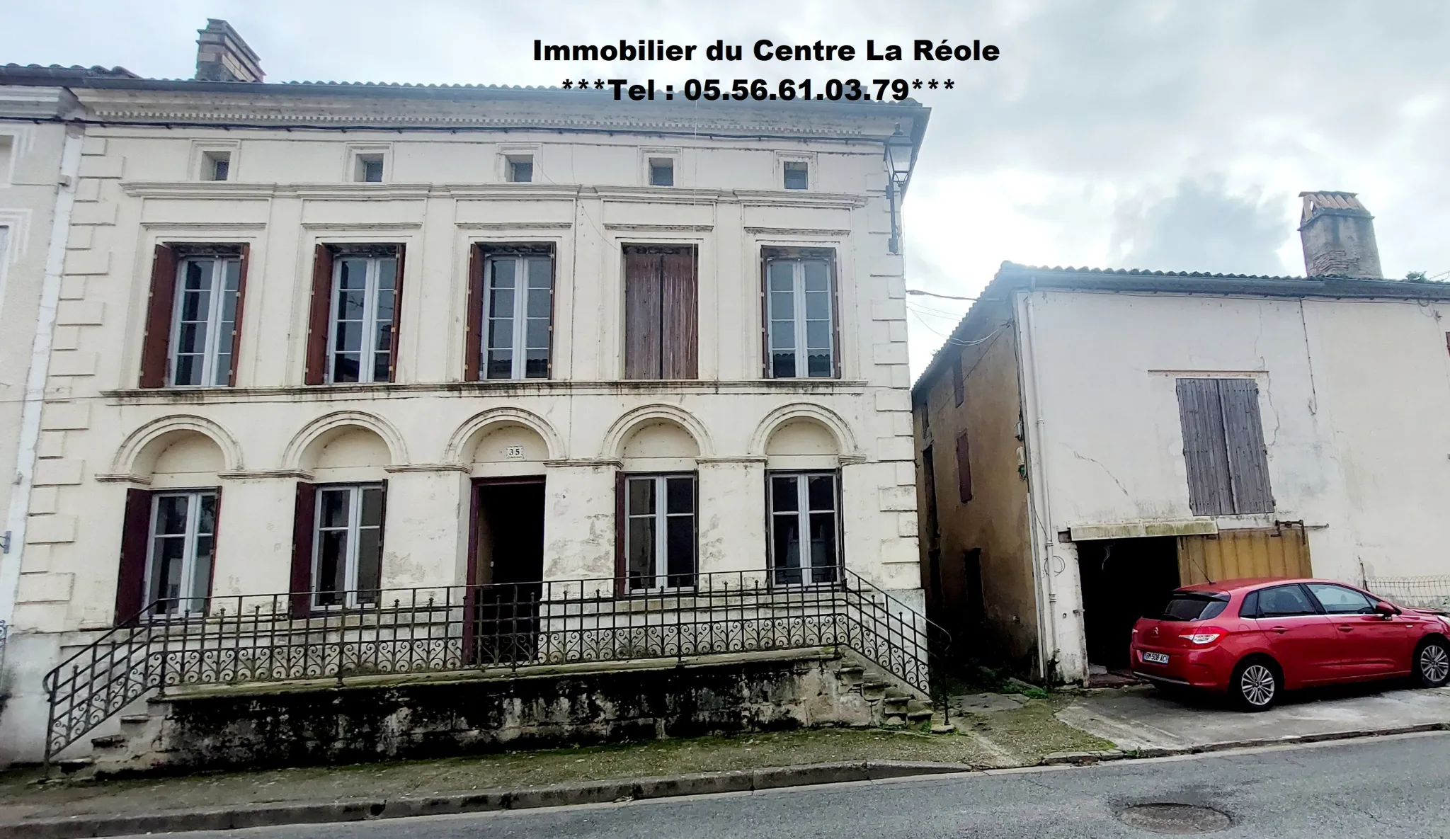 Maison de bourg à rénover de 180 m2 avec grand garage à La Réole