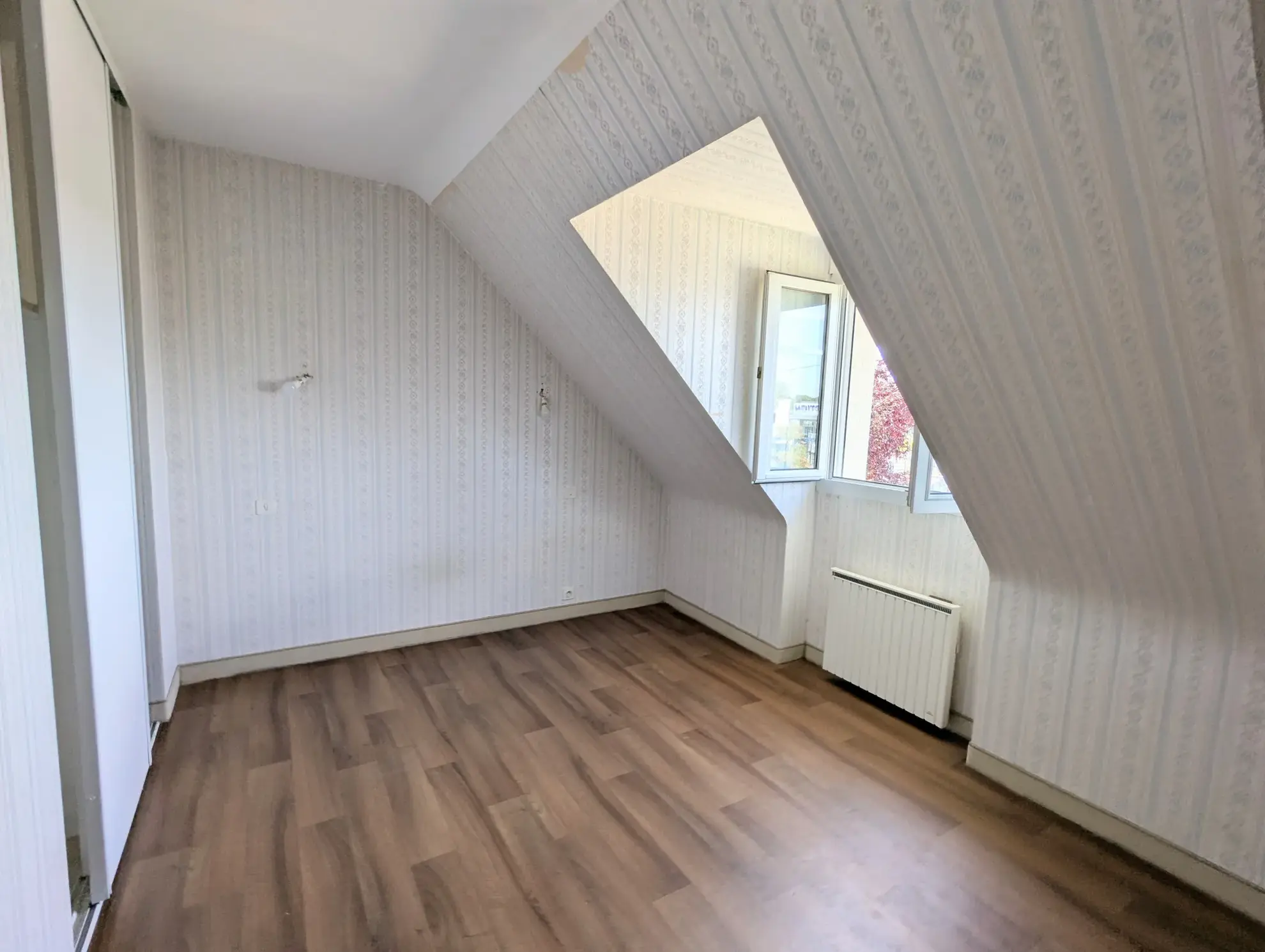 Maison 6 pièces à Guer centre-ville - 107 m² avec sous-sol et terrasse 
