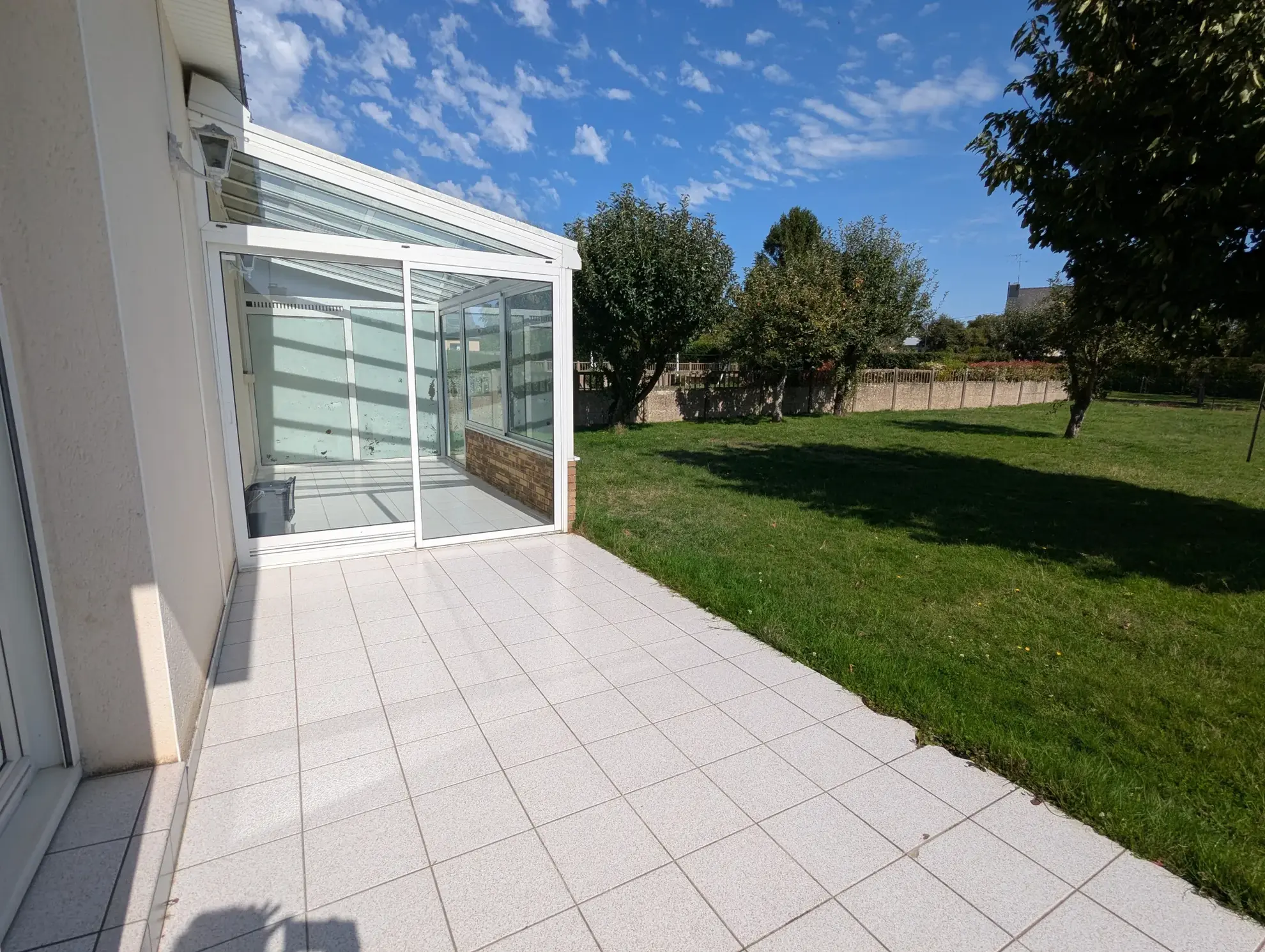 Maison 6 pièces à Guer centre-ville - 107 m² avec sous-sol et terrasse 