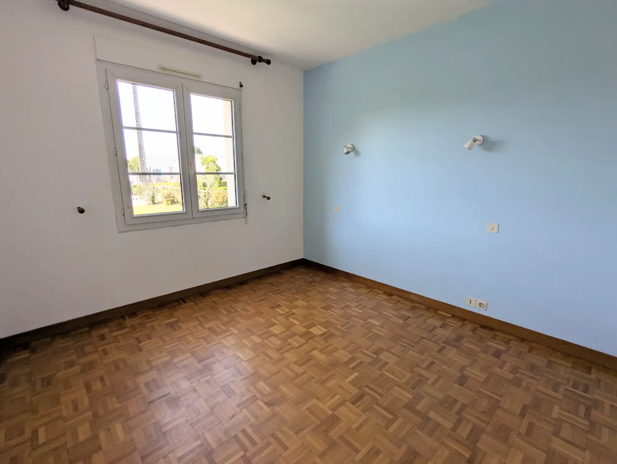 Maison 6 pièces à Guer centre-ville - 107 m² avec sous-sol et terrasse 