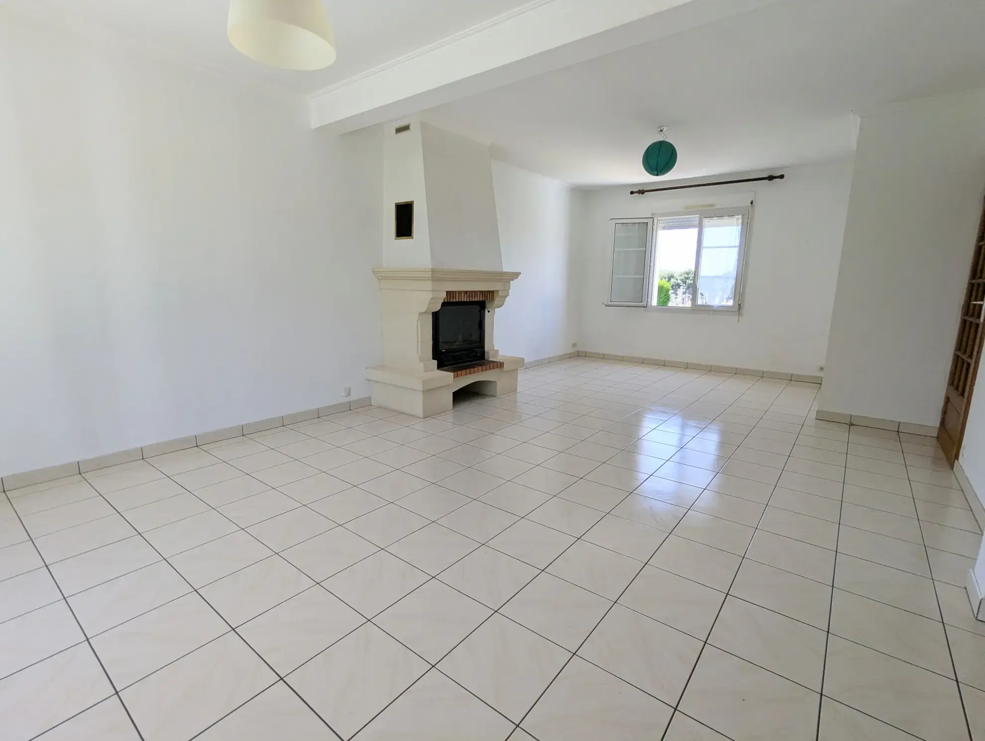 Maison 6 pièces à Guer centre-ville - 107 m² avec sous-sol et terrasse 