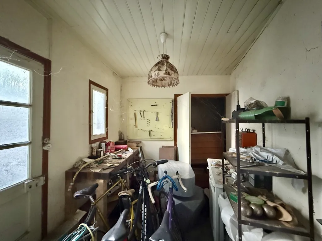 Maison de rue à Valence de 72 m2 avec cour et dépendance – Opportunité à saisir 