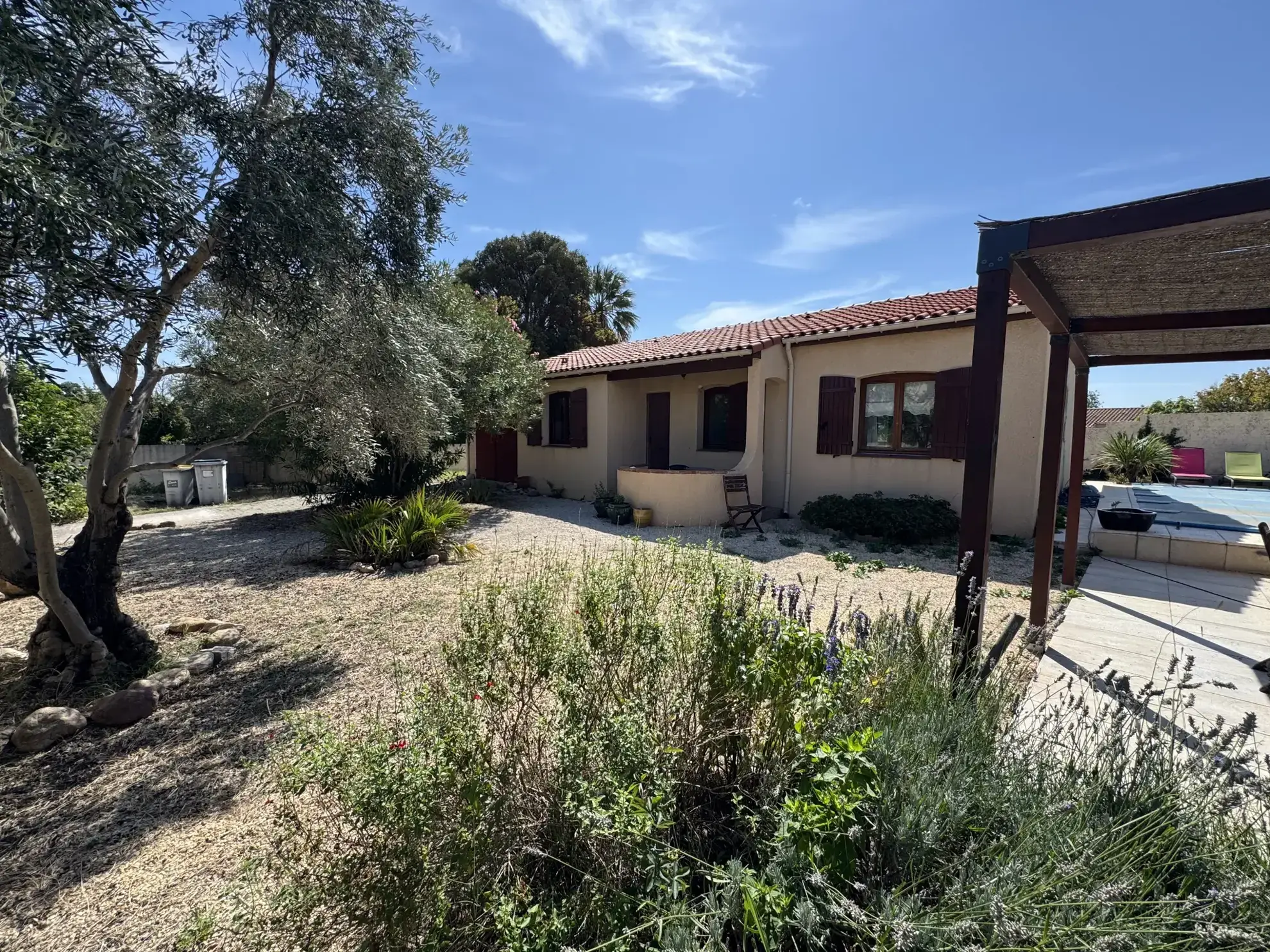 Villa de plain-pied avec piscine à Thuir – Lumineuse et équipée 