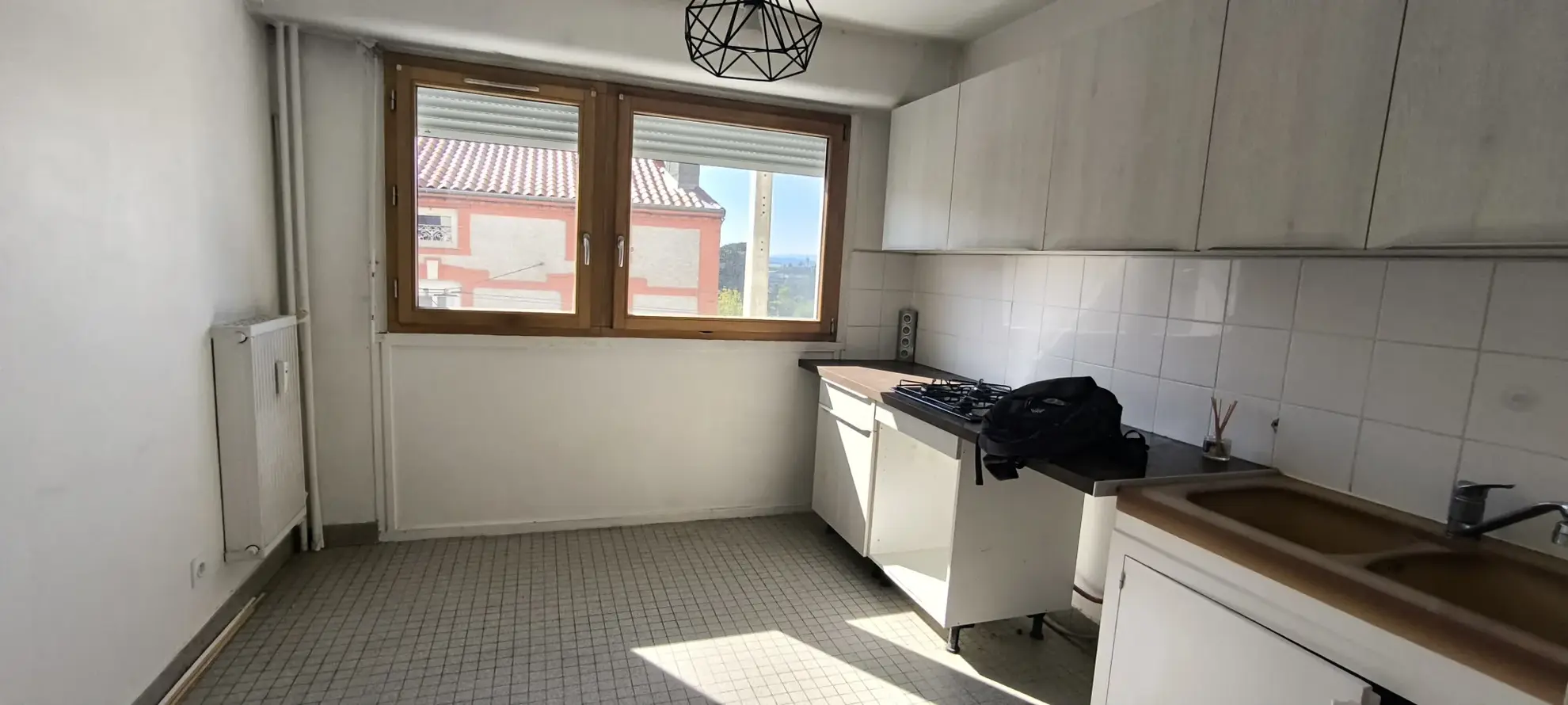 Appartement T2 lumineux avec balcon à vendre à Saint-Étienne 
