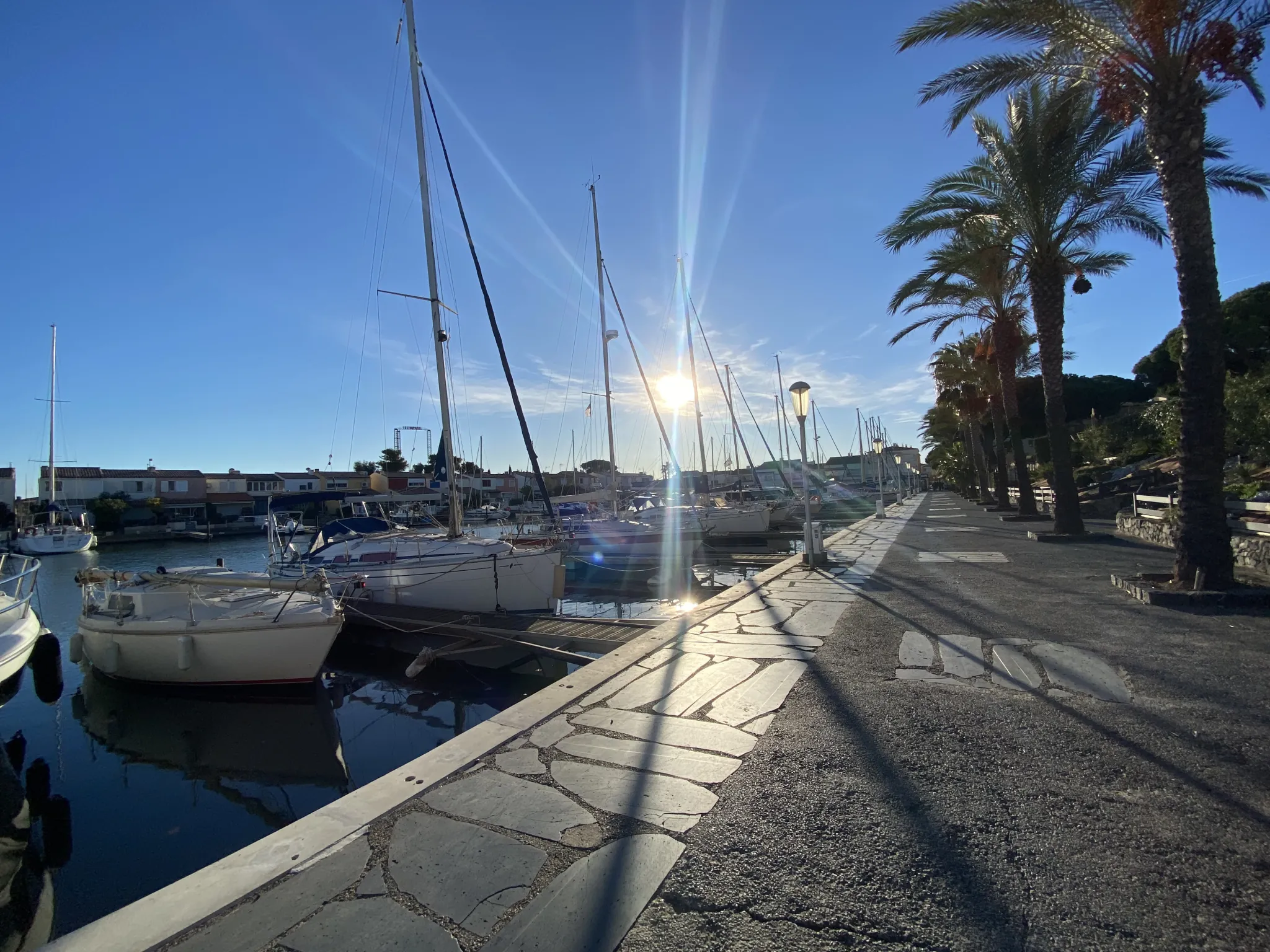 Studio en rez-de-jardin avec piscine et parking privé au Cap d'Agde