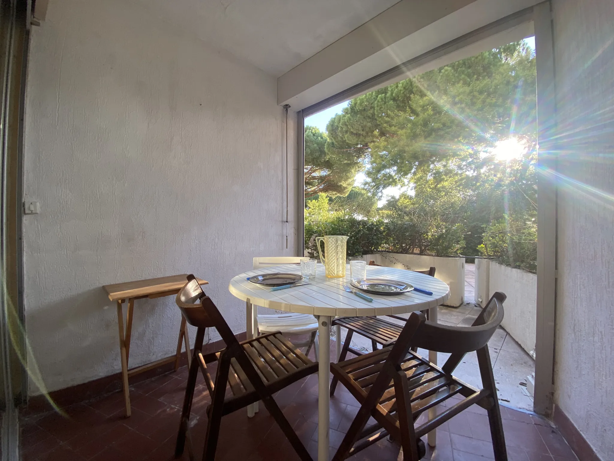 Studio en rez-de-jardin avec piscine et parking privé au Cap d'Agde 