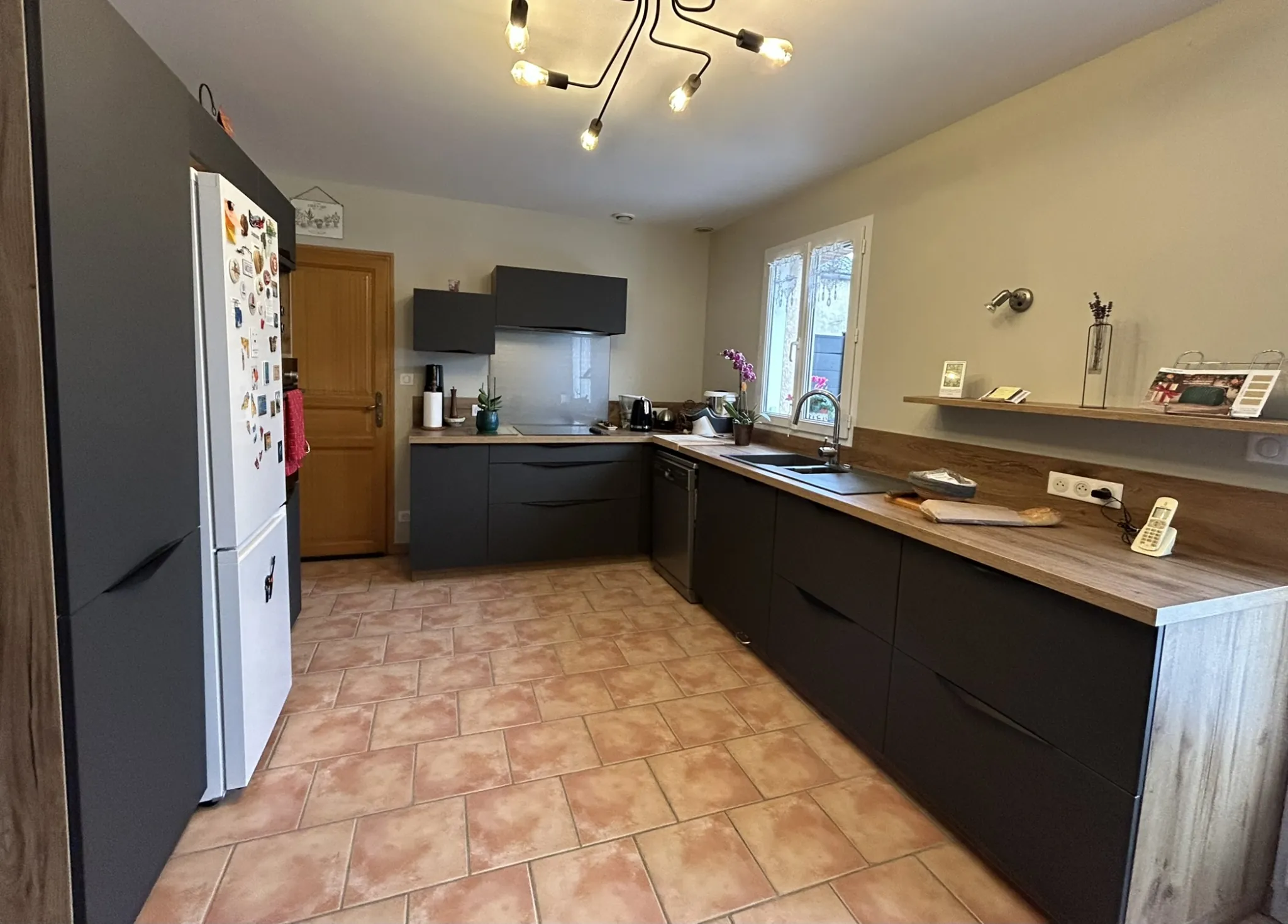 A vendre pavillon récent à Égriselles, Venoy avec grand jardin et garage 