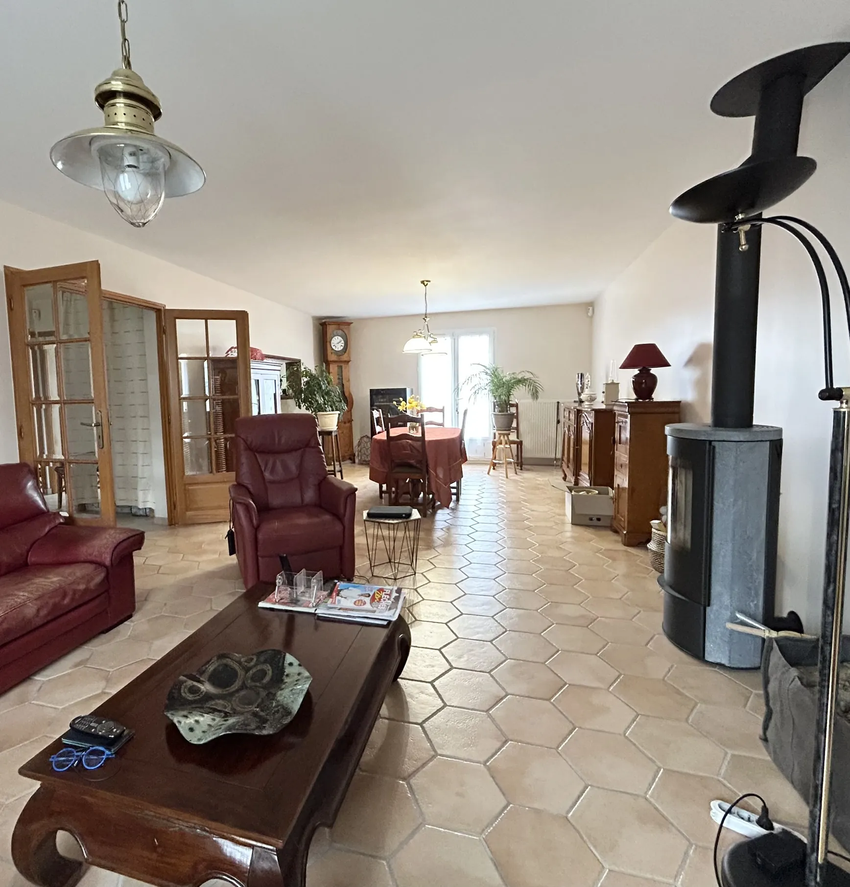 A vendre pavillon récent à Égriselles, Venoy avec grand jardin et garage 