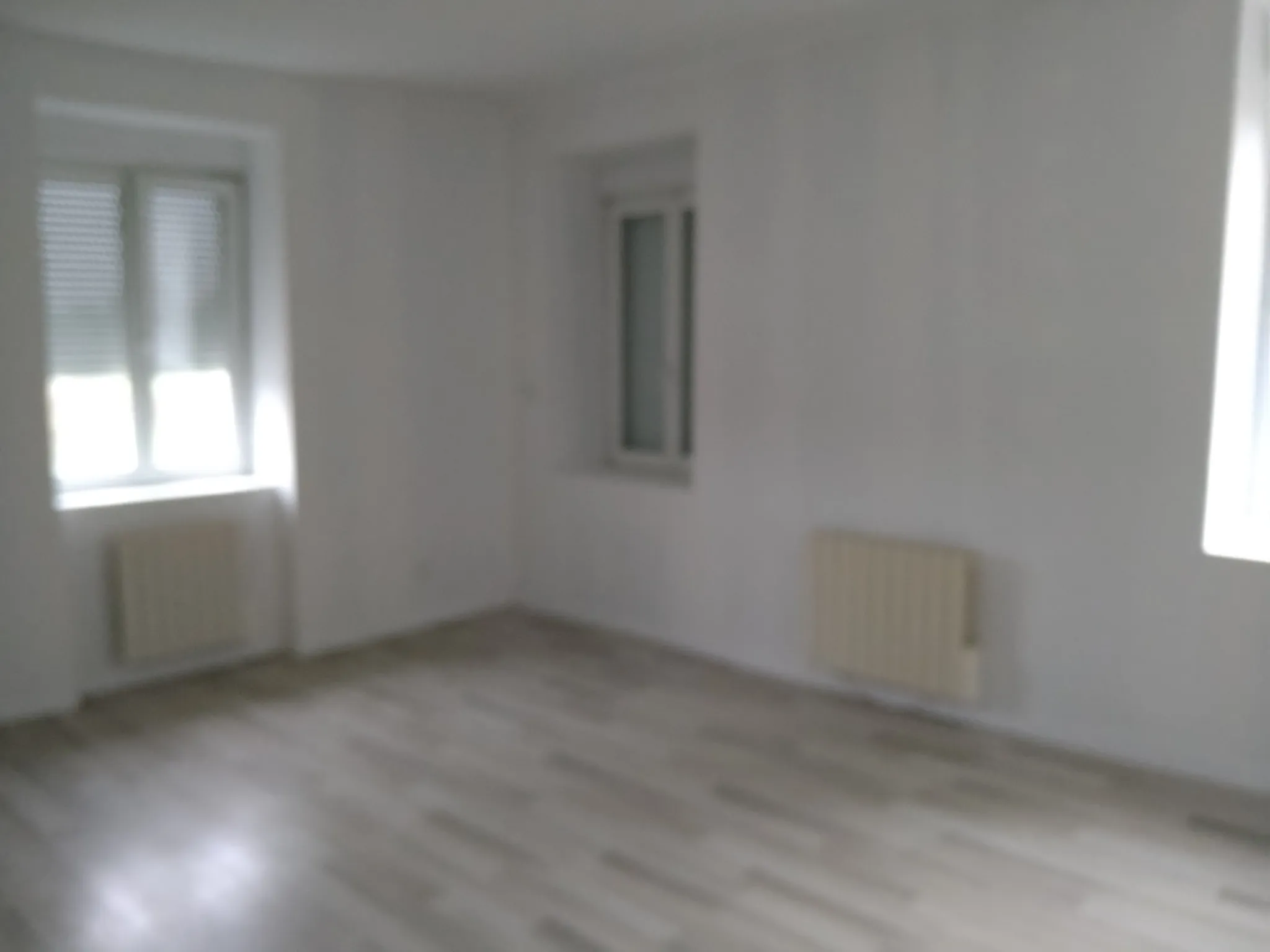 Maison de 103,74 m² à Averton avec garage et terrain à vendre 