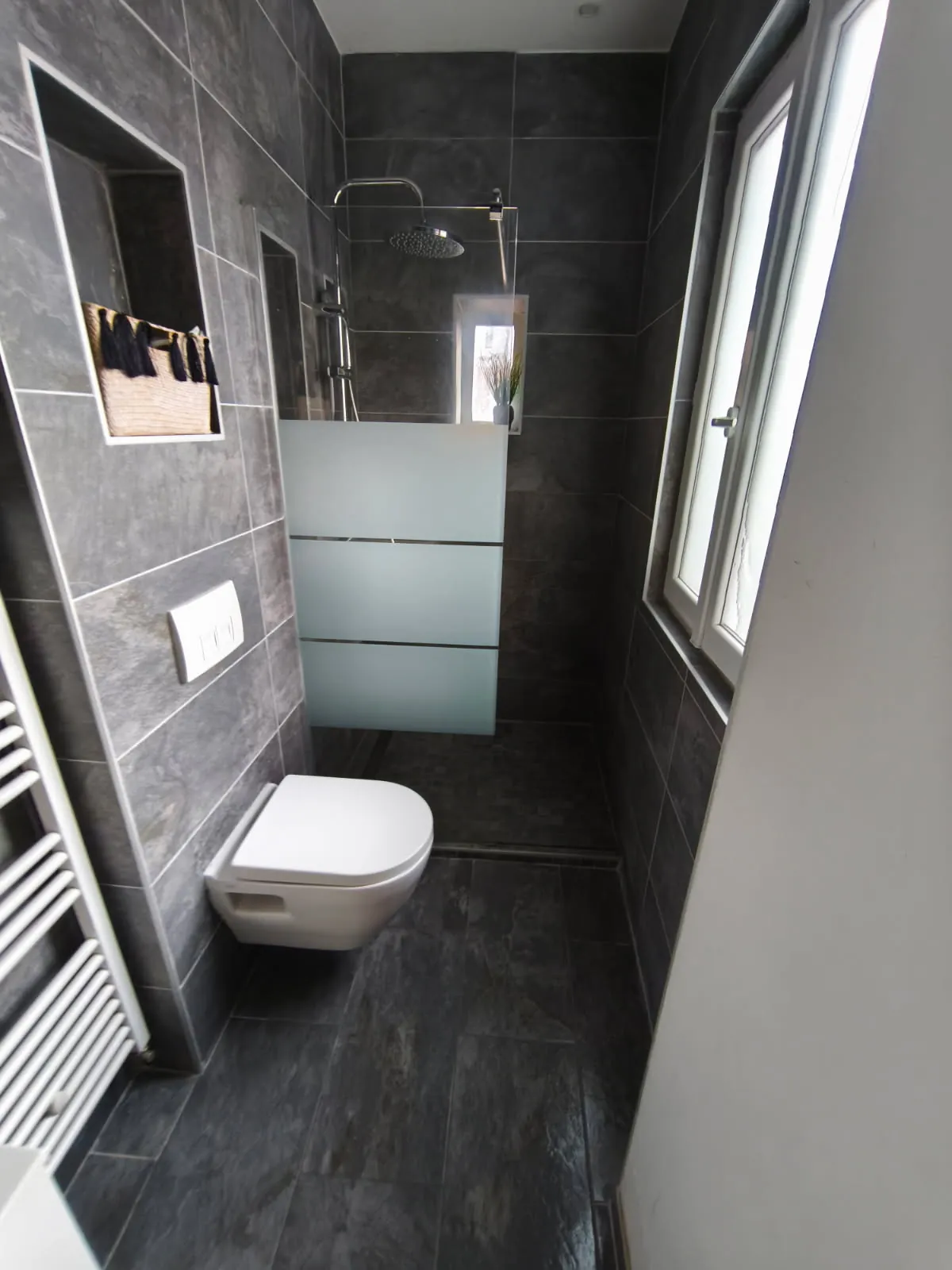 Appartement T4 rénové de 66,24 m² à Saint-Étienne, proche centre et écoles 