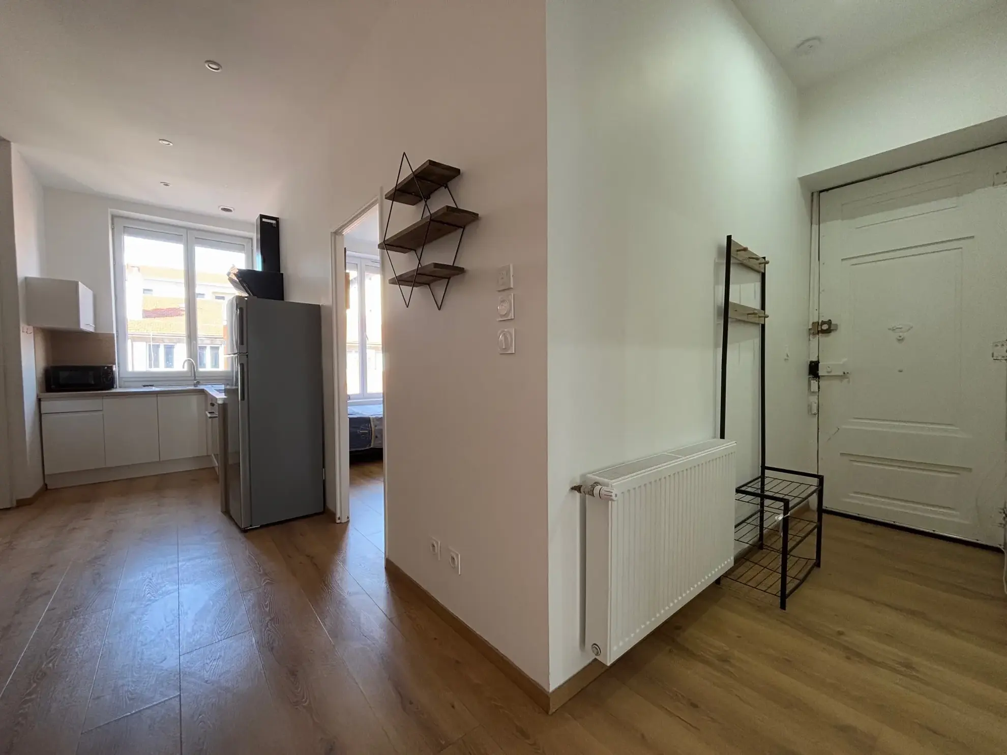 Appartement T4 rénové de 66,24 m² à Saint-Étienne, proche centre et écoles 