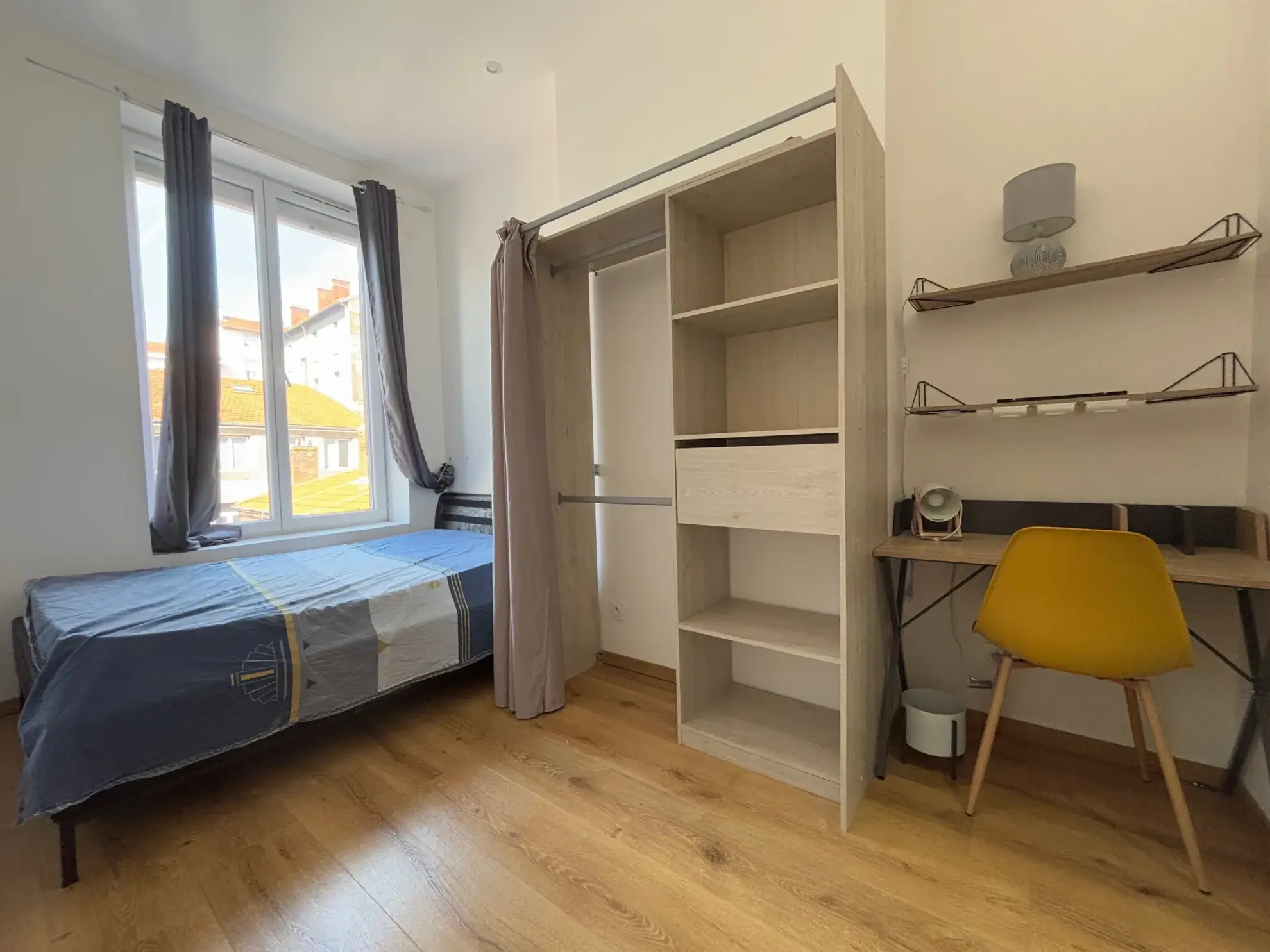 Appartement T4 rénové de 66,24 m² à Saint-Étienne, proche centre et écoles 