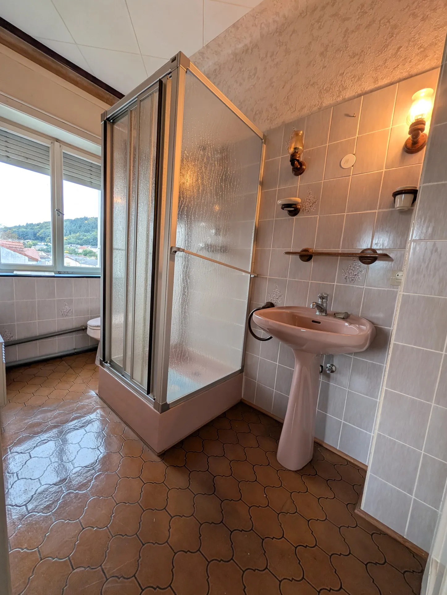 Maison à rénover avec jardin et garage à Falck, secteur Creutzwald 