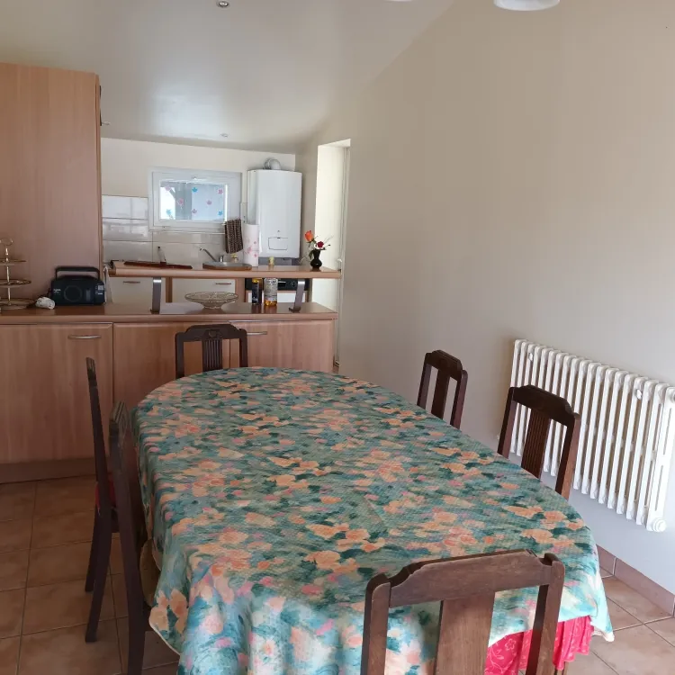 Maison de plain pied à vendre à Saint Michel Chef Chef - 2 chambres, garage et véranda 