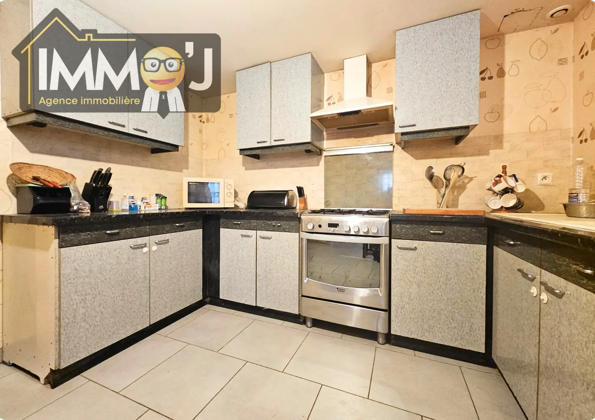 Maison à vendre à Pulligny avec 4 chambres, garage et jardin – Opportunité à saisir