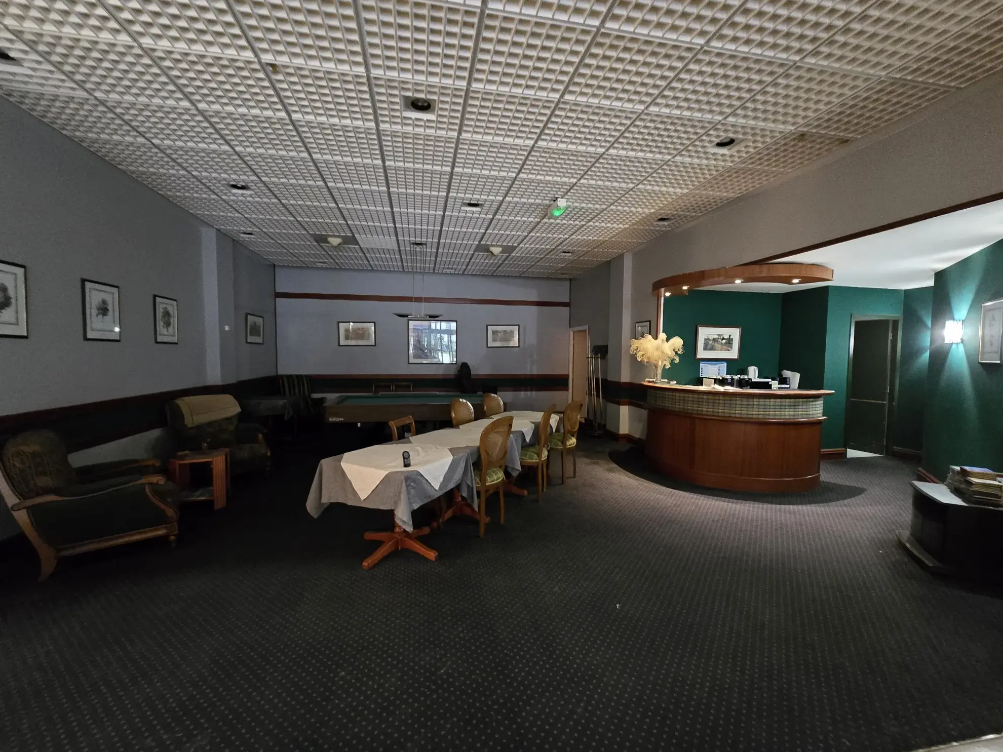 A vendre T2 avec terrasse à Châteauroux dans résidence de services 