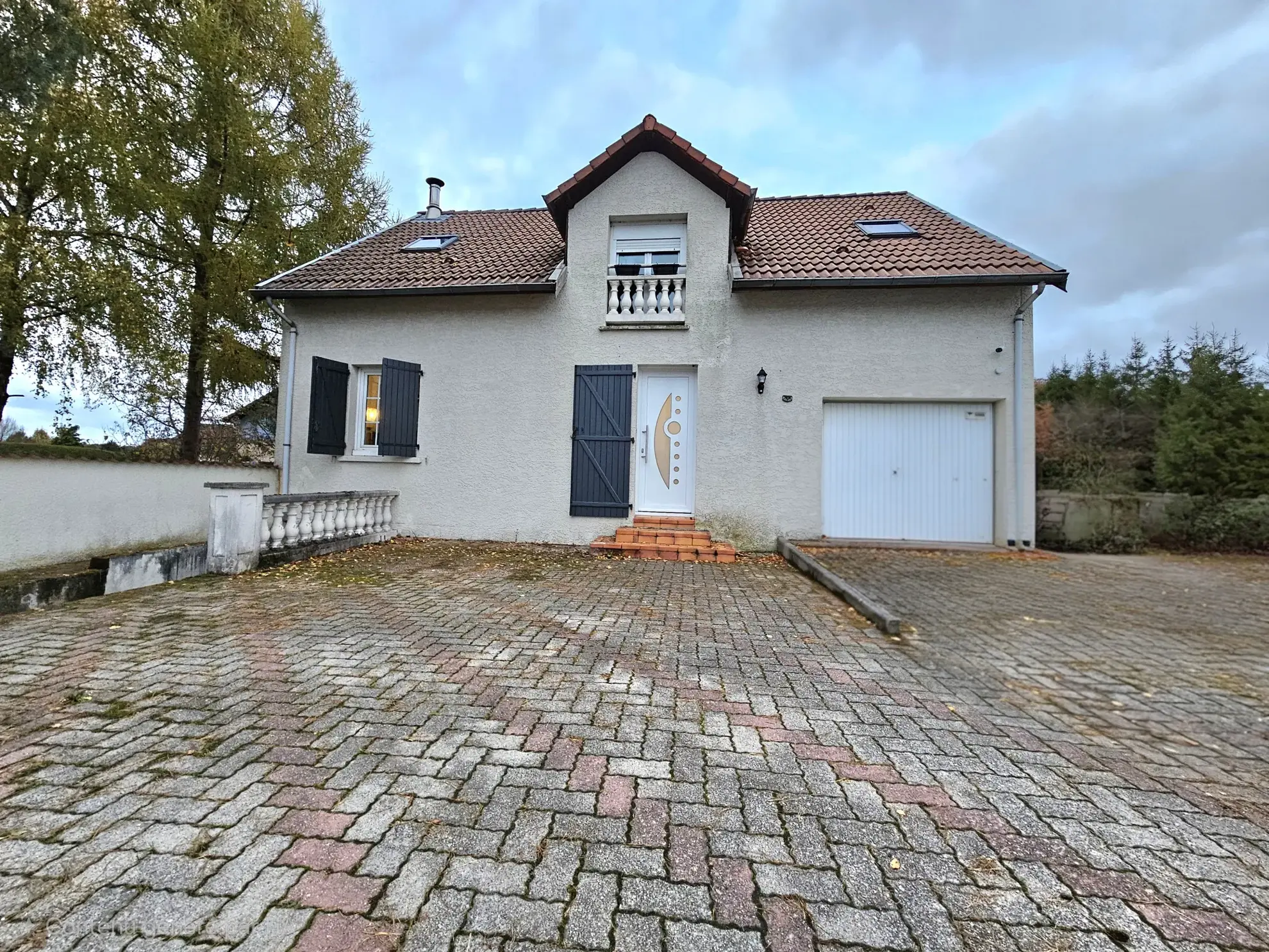 Maison individuelle rénovée à Sanchey avec jardin et 4 chambres proche du Lac de Bouzey 