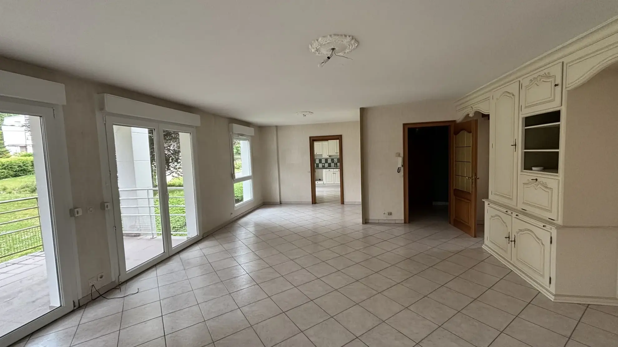 Appartement de 120 m2 à Saverne avec balcon et double garage dans résidence sécurisée 