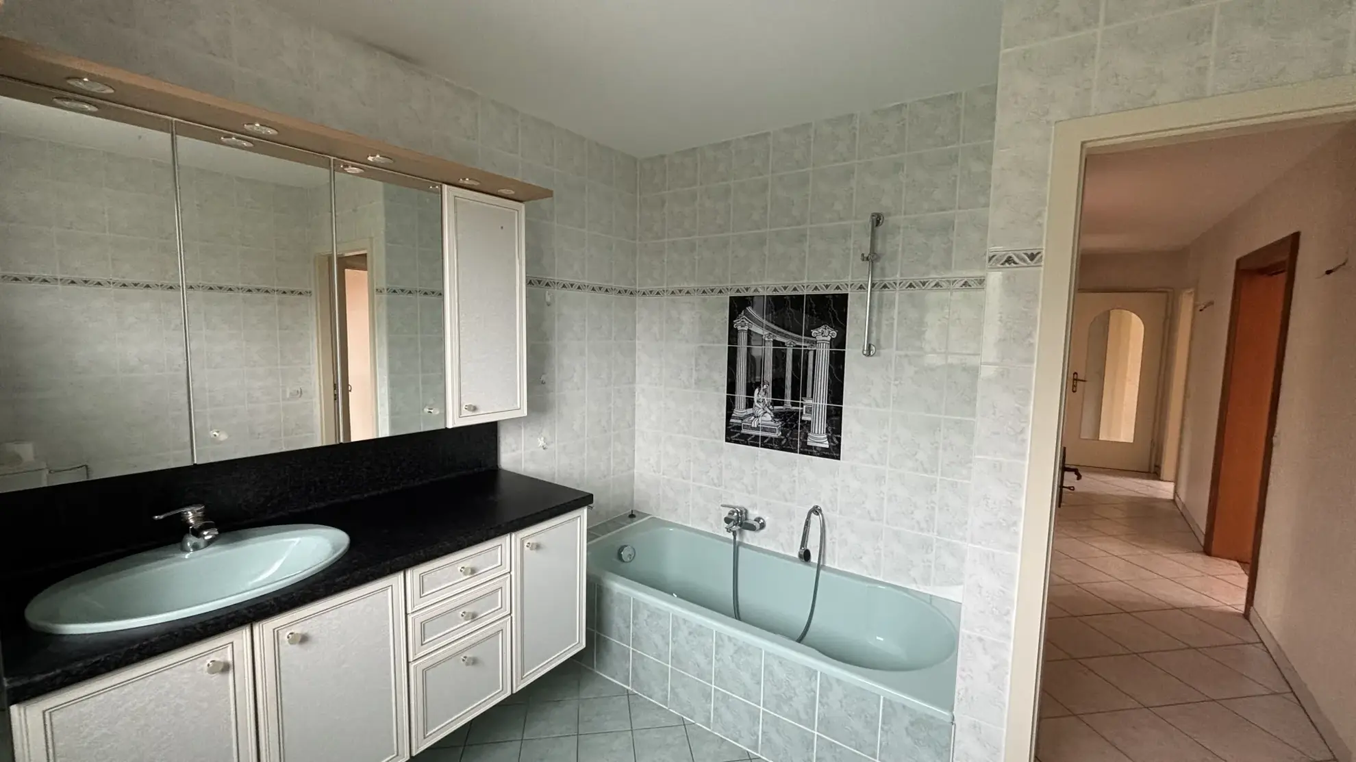 Appartement de 120 m2 à Saverne avec balcon et double garage dans résidence sécurisée 