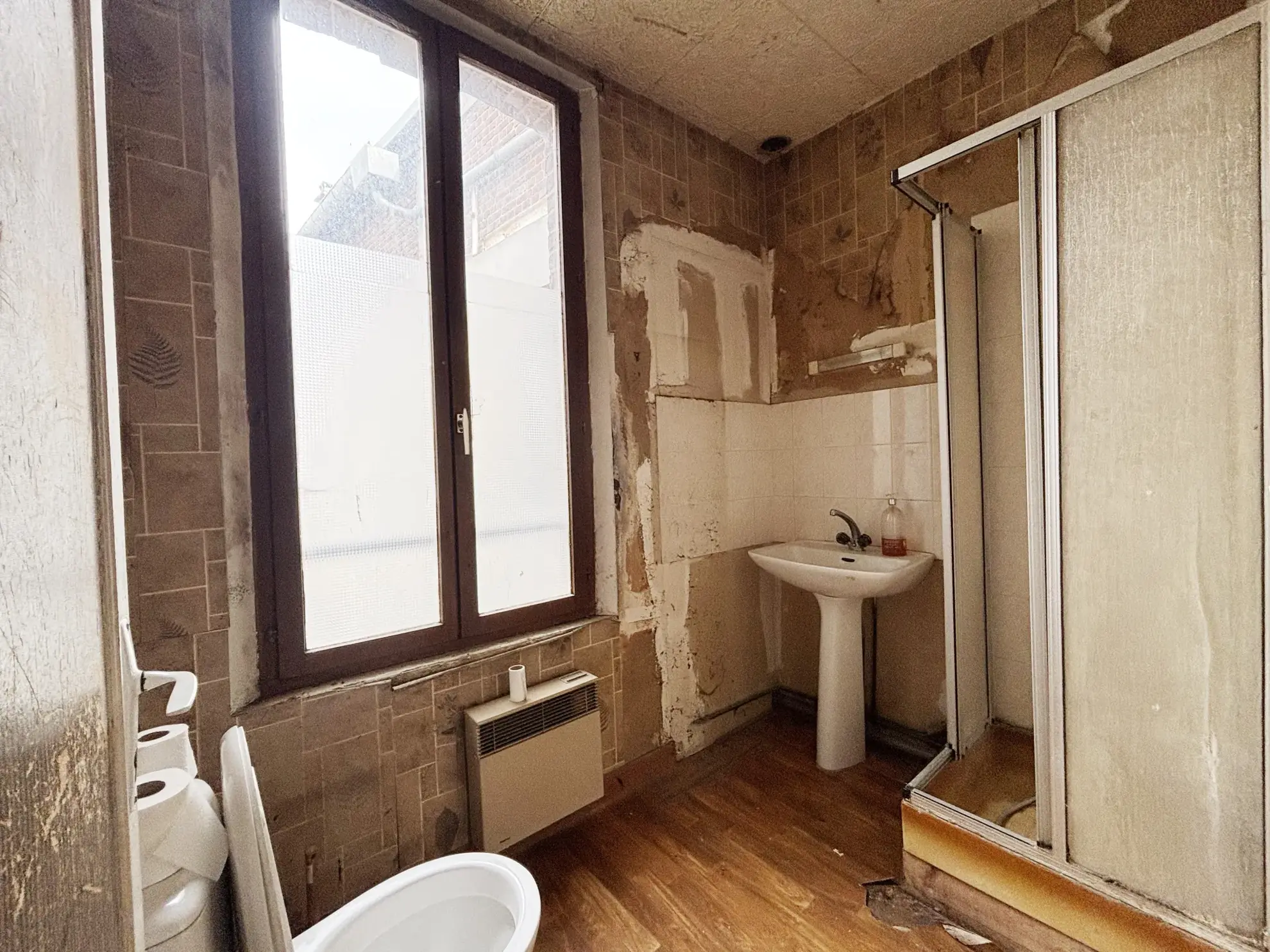 Maison de ville à Saint-Just-en-Chaussée de 97 m² à rénover 