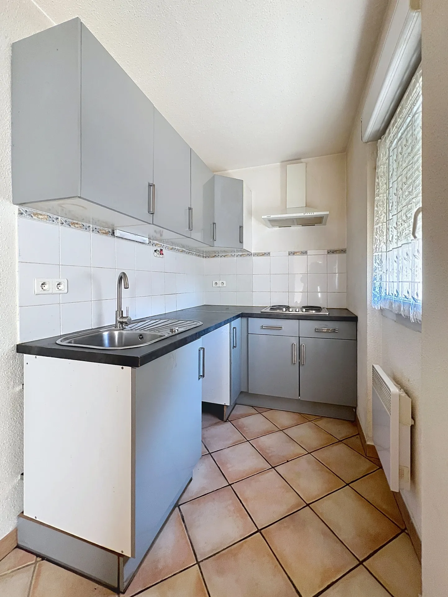 Appartement de 51 m² en plein centre de Vaison-la-Romaine avec parking et cave 