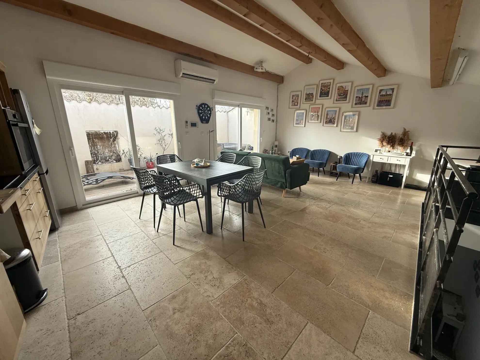 Maison avec terrasse tropezienne à Visan (84) - 80 m², 2 chambres, garage, climatisation 