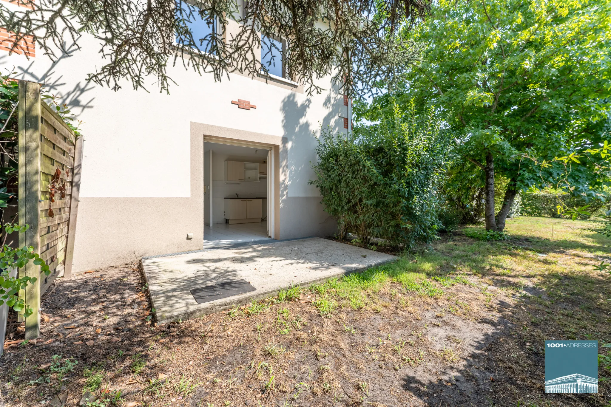 Maison duplex T3 avec terrasse et parking privé à Biganos