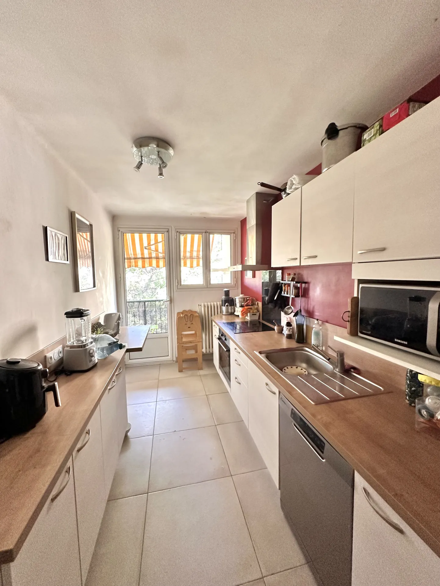 Appartement T3 de 65m² avec terrasse et garage à Montpellier 