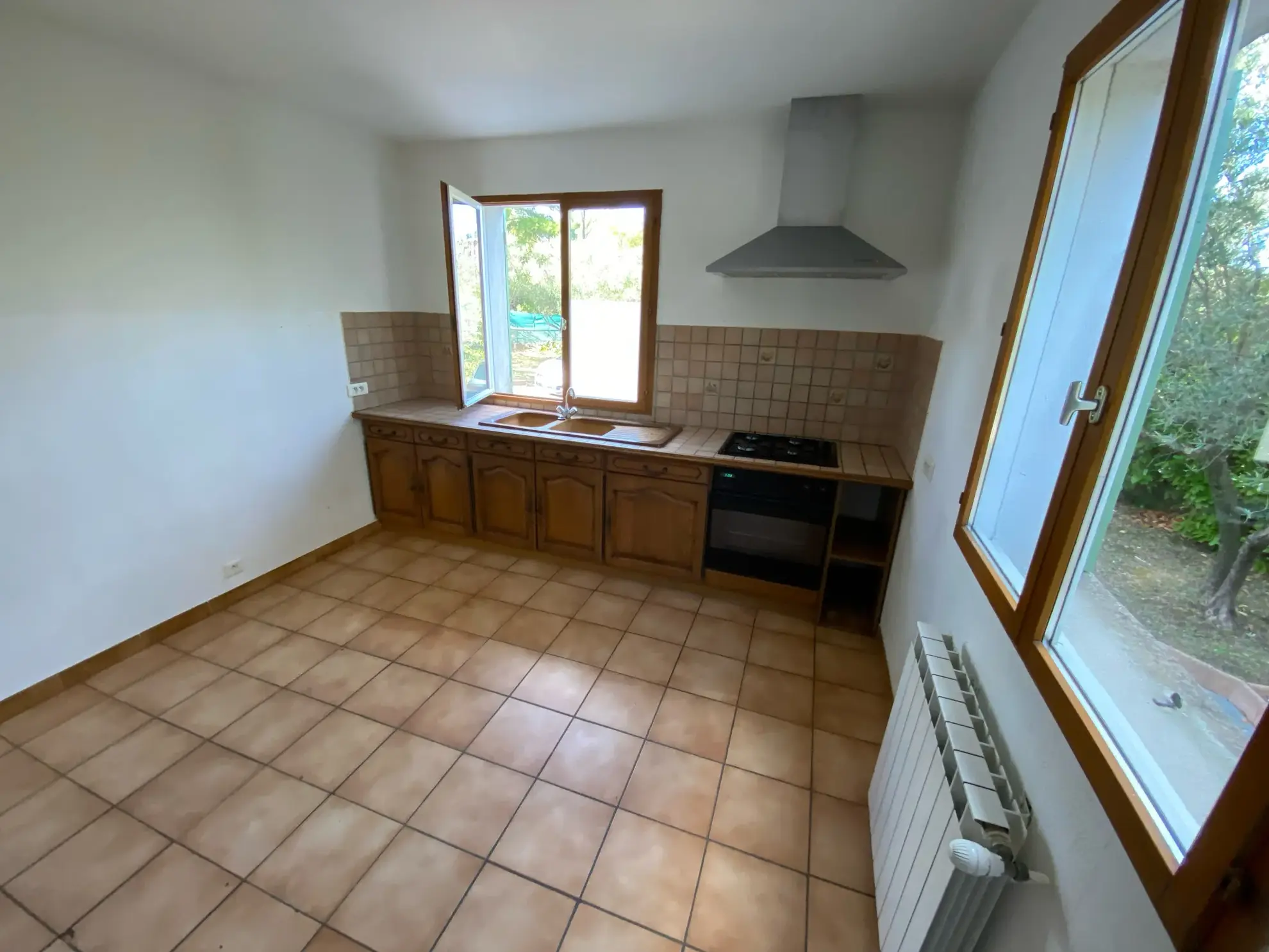 Belle villa F3/F4 avec terrasse, garage et terrain arboré à Sauve, proche Anduze 