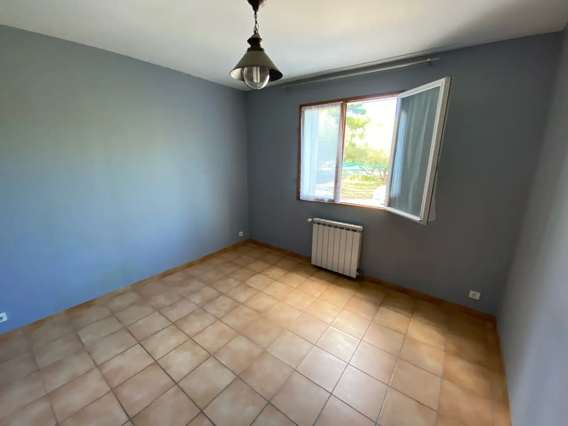 Belle villa F3/F4 avec terrasse, garage et terrain arboré à Sauve, proche Anduze 