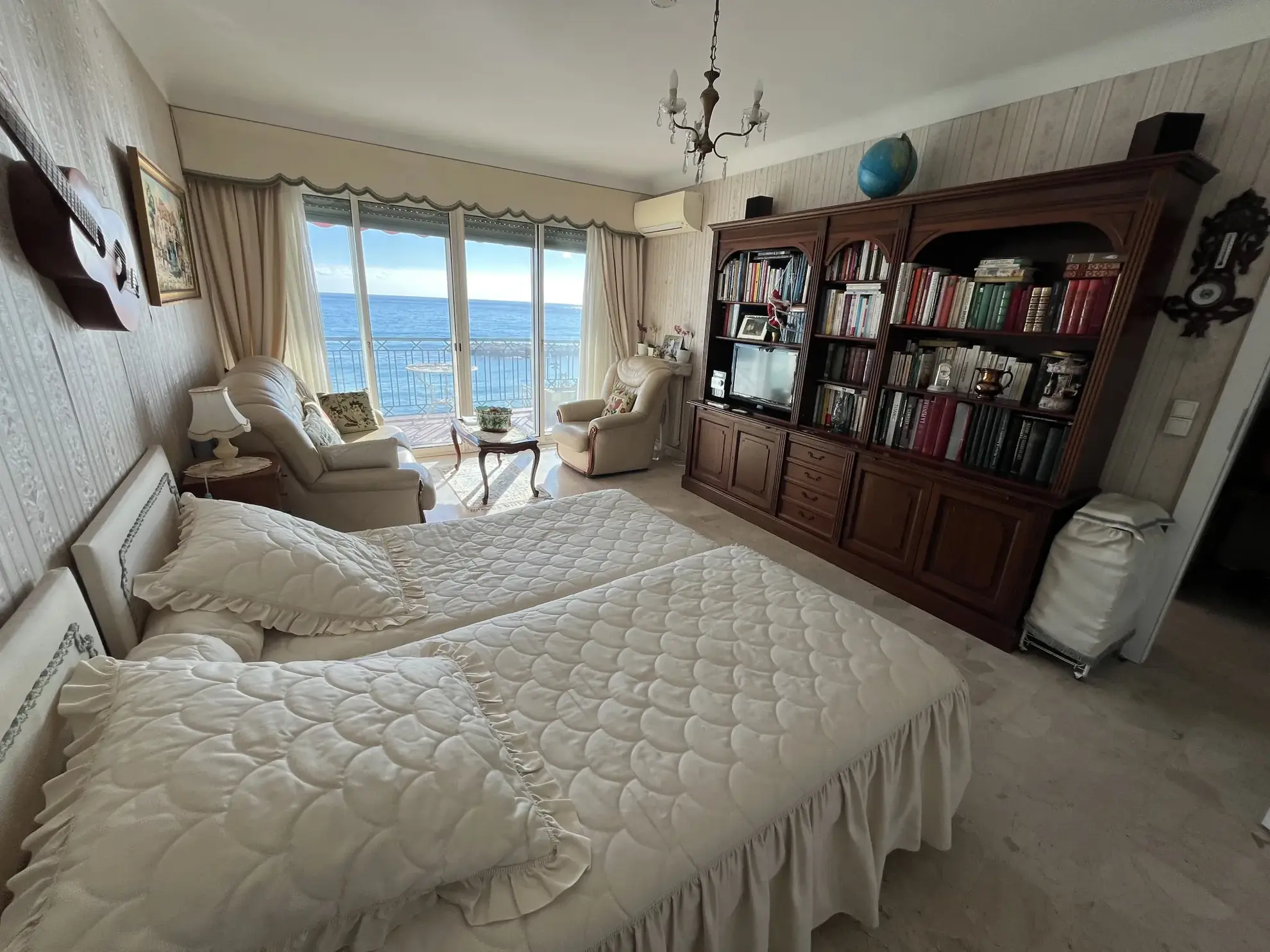 Studio avec vue imprenable sur la mer à Roquebrune Cap Martin 