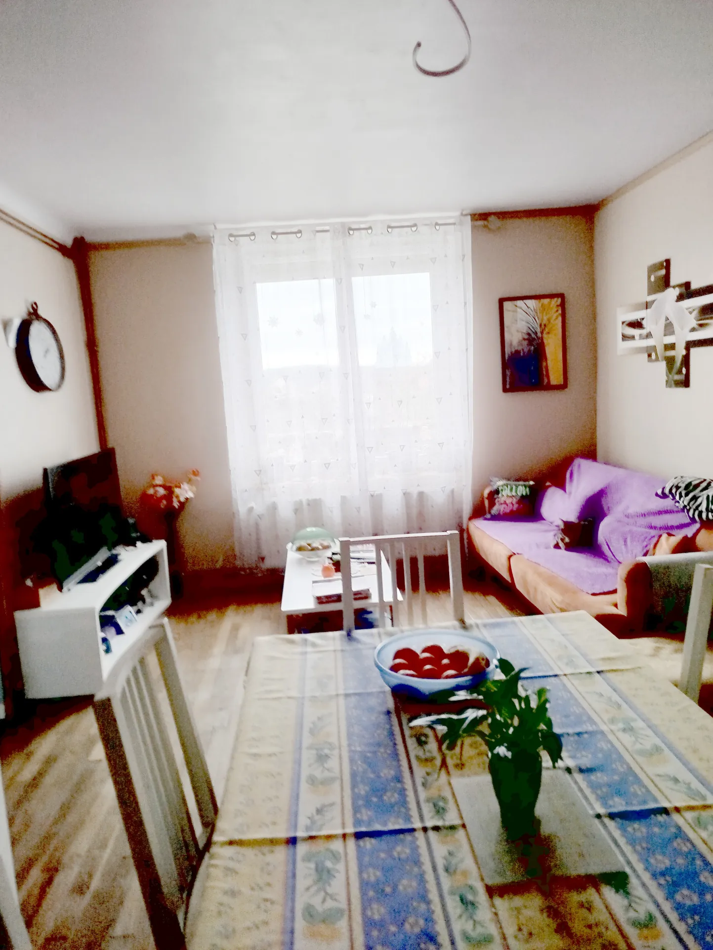 Maison de village rénovée de 140 m² avec vue sur les montagnes du Jura 