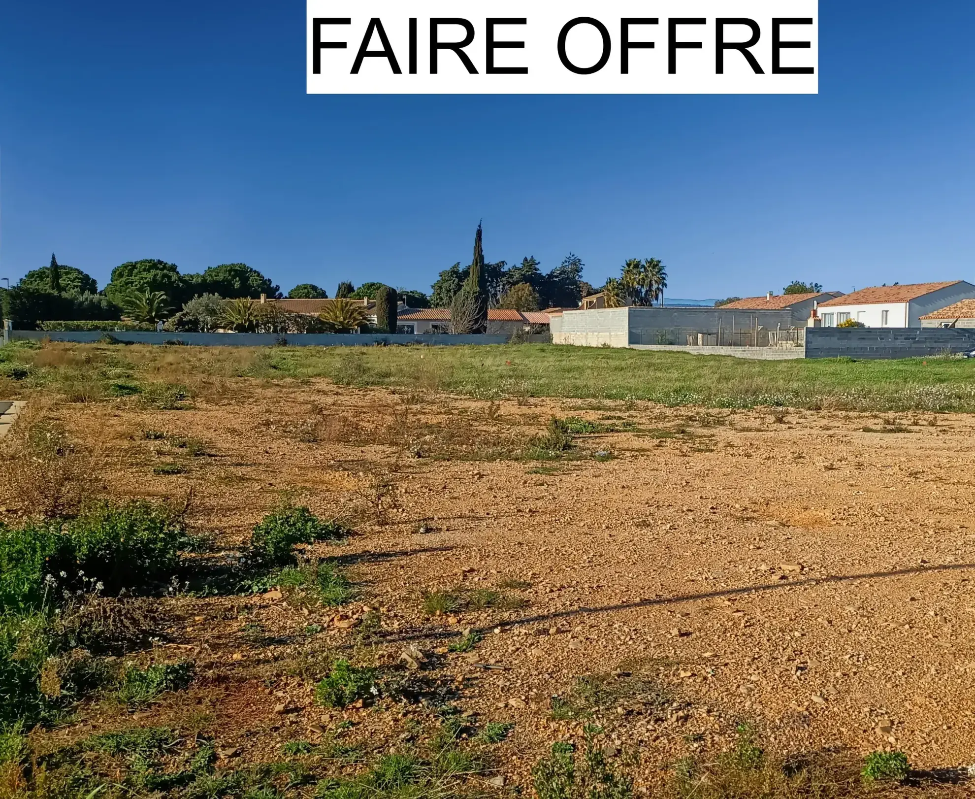Terrain constructible et viabilisé de 389 m² à Ginestas - Opportunité à saisir 