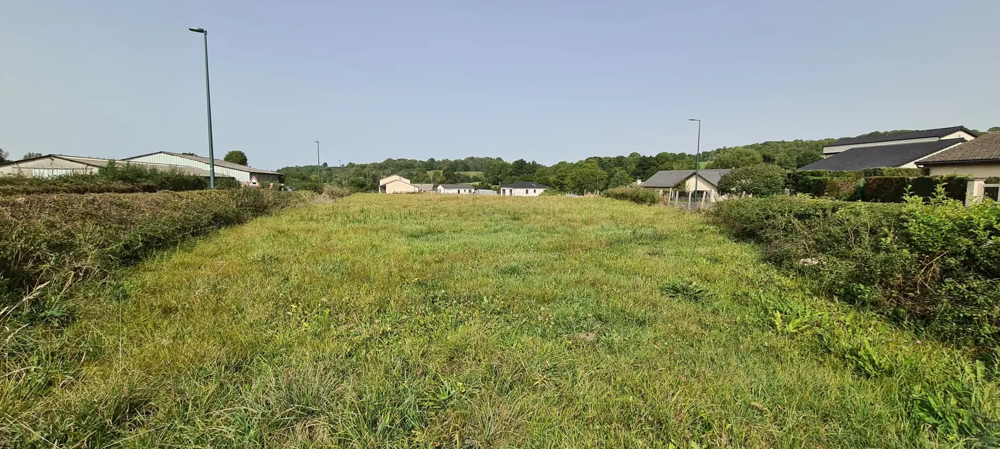 Terrain à bâtir de 1010 m² à Olby, proche Clermont-Ferrand