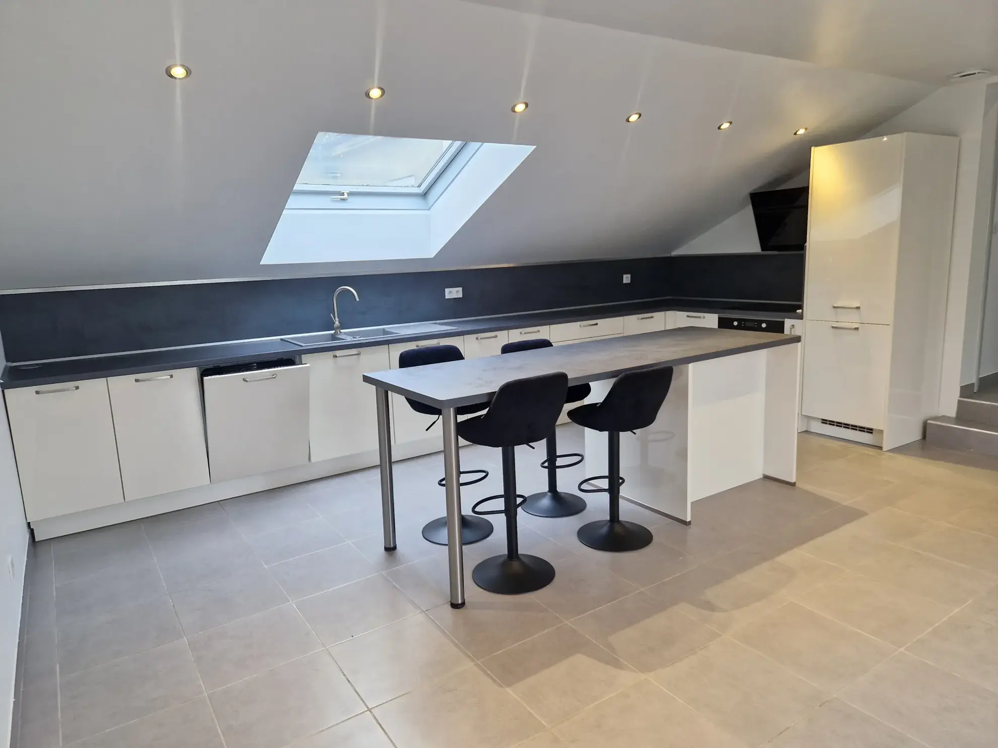 Appartement T6 rénové de 102 m² en hyper-centre à Vitry-le-François