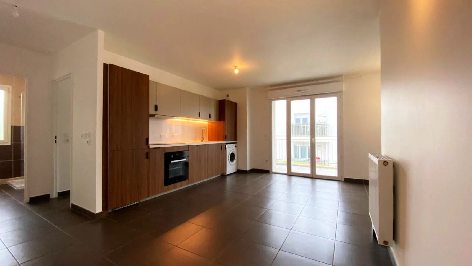 Appartement T3 à Cannes proches de la mer avec balcon et basse consommation 