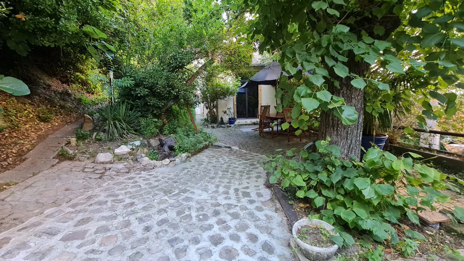 Appartement T4 divisible à Meulan avec terrasses, vue Seine, environnement calme et potentiel locatif optimal