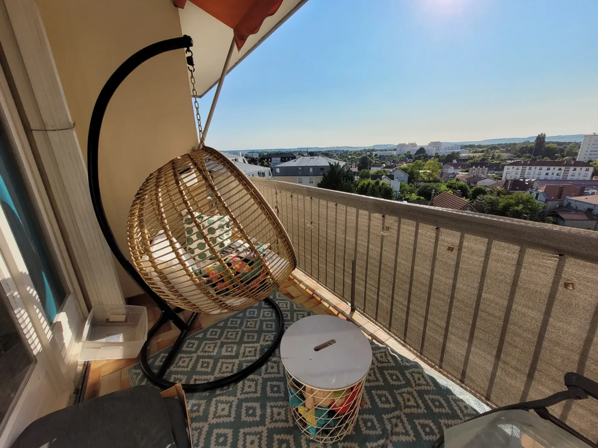 Appartement lumineux de 82 m² avec balcon et parking à Saint-André-les-Vergers