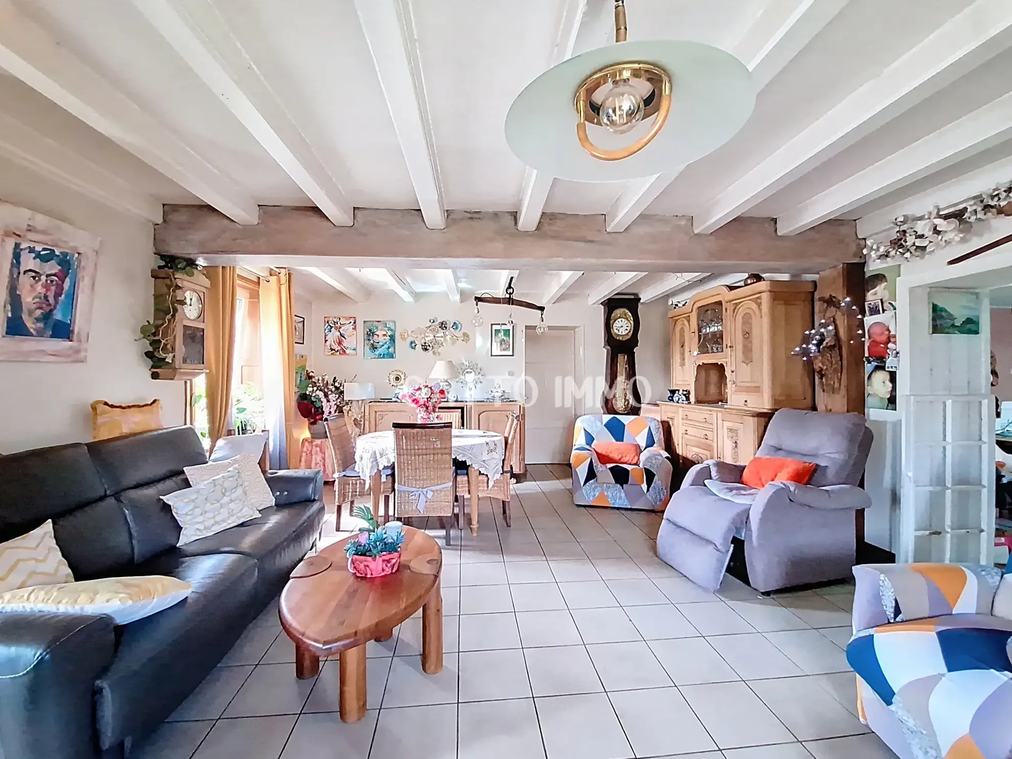 Maison de village spacieuse à vendre à Remoncourt avec terrain et dépendances