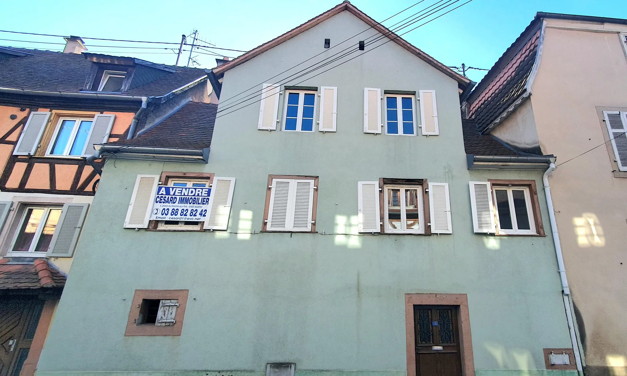 Charmante maison de ville à Sélestat – 4/5 pièces et cour intérieure