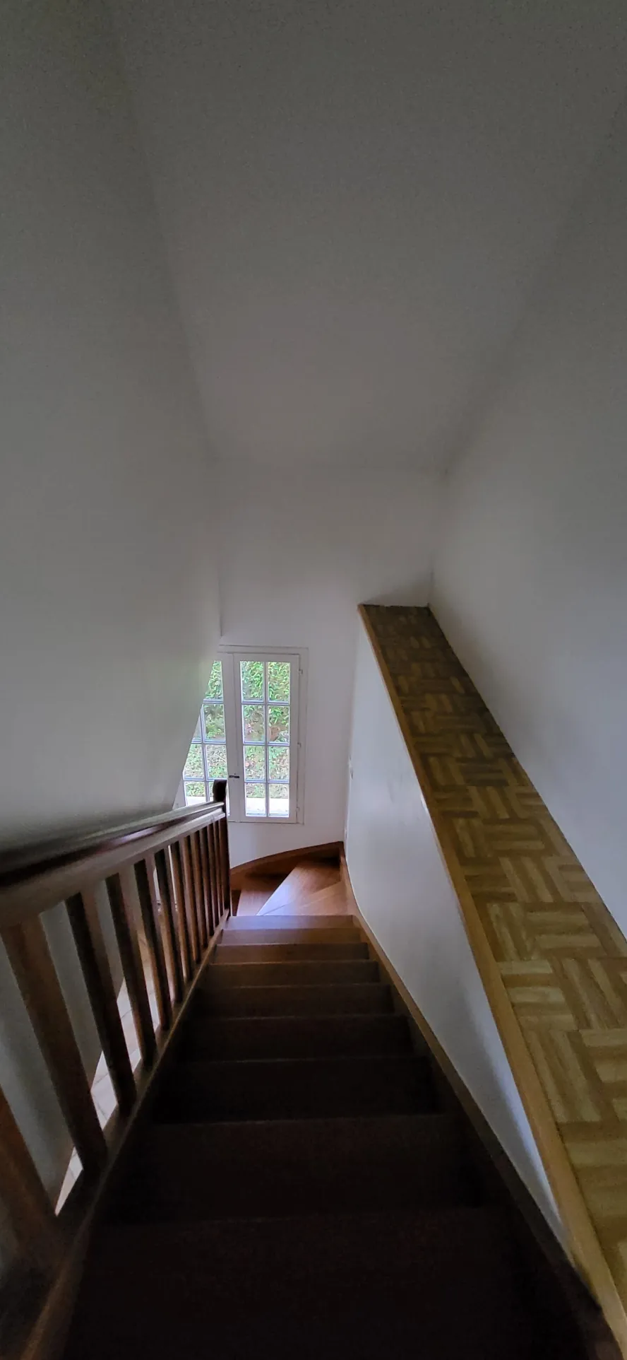 Belle maison de 140 m² à Yvetot, idéal pour famille ou investissement, à vendre pour 189 000 € 