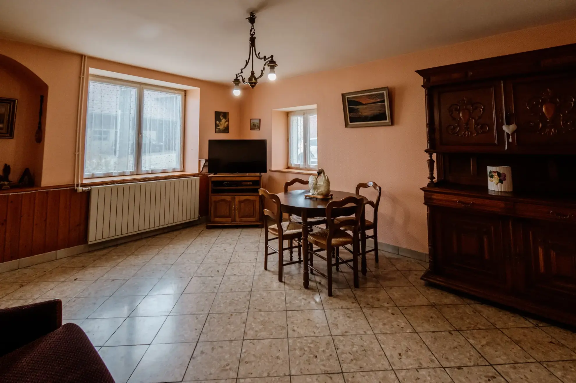 Maison de 5 chambres à Villers-sous-Chalamont, potentiel d'investissement et de rénovation 