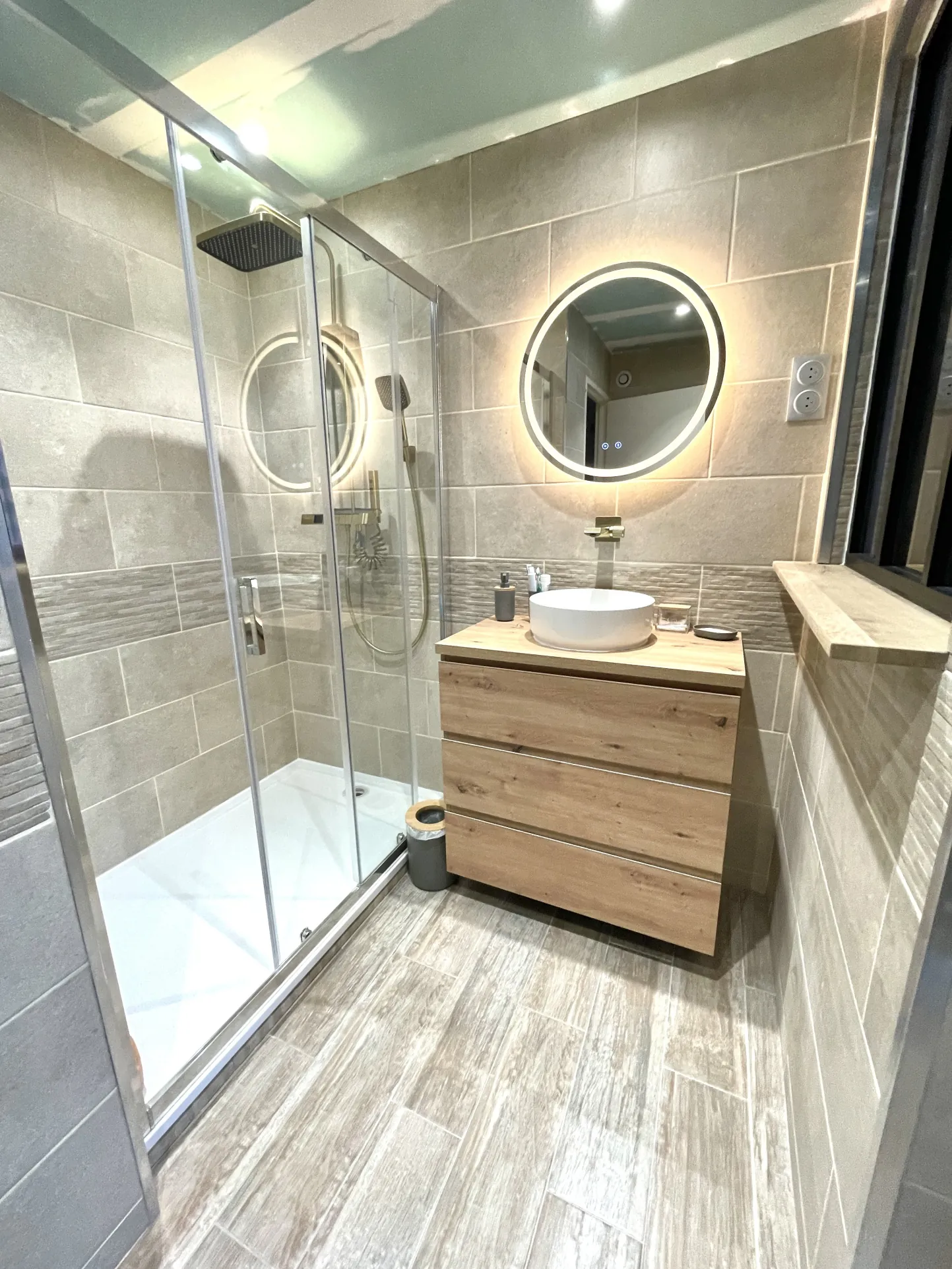 Bel appartement de 87 m² avec balcon et cave à Saint-Quentin 