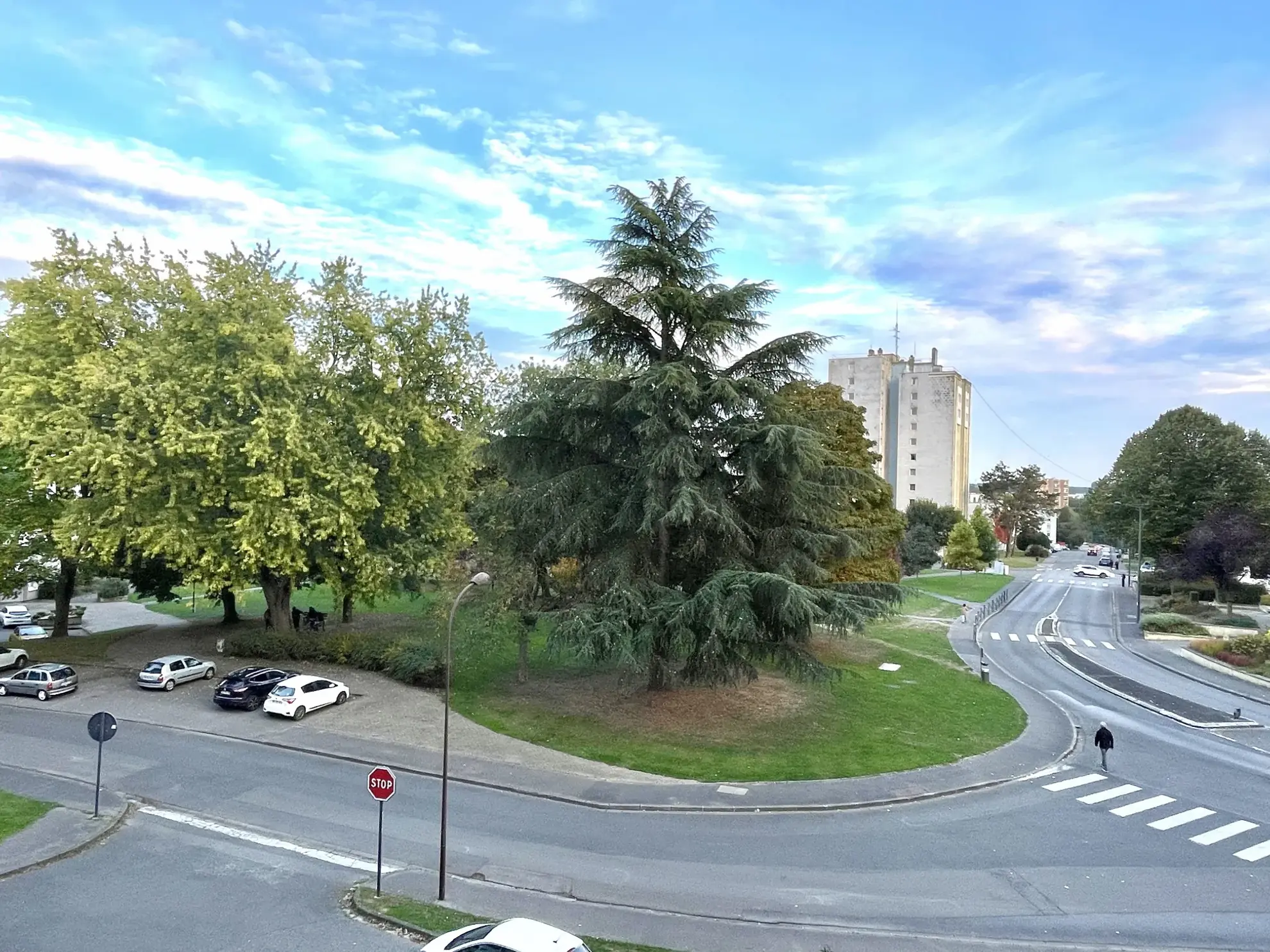 Bel appartement de 87 m² avec balcon et cave à Saint-Quentin 