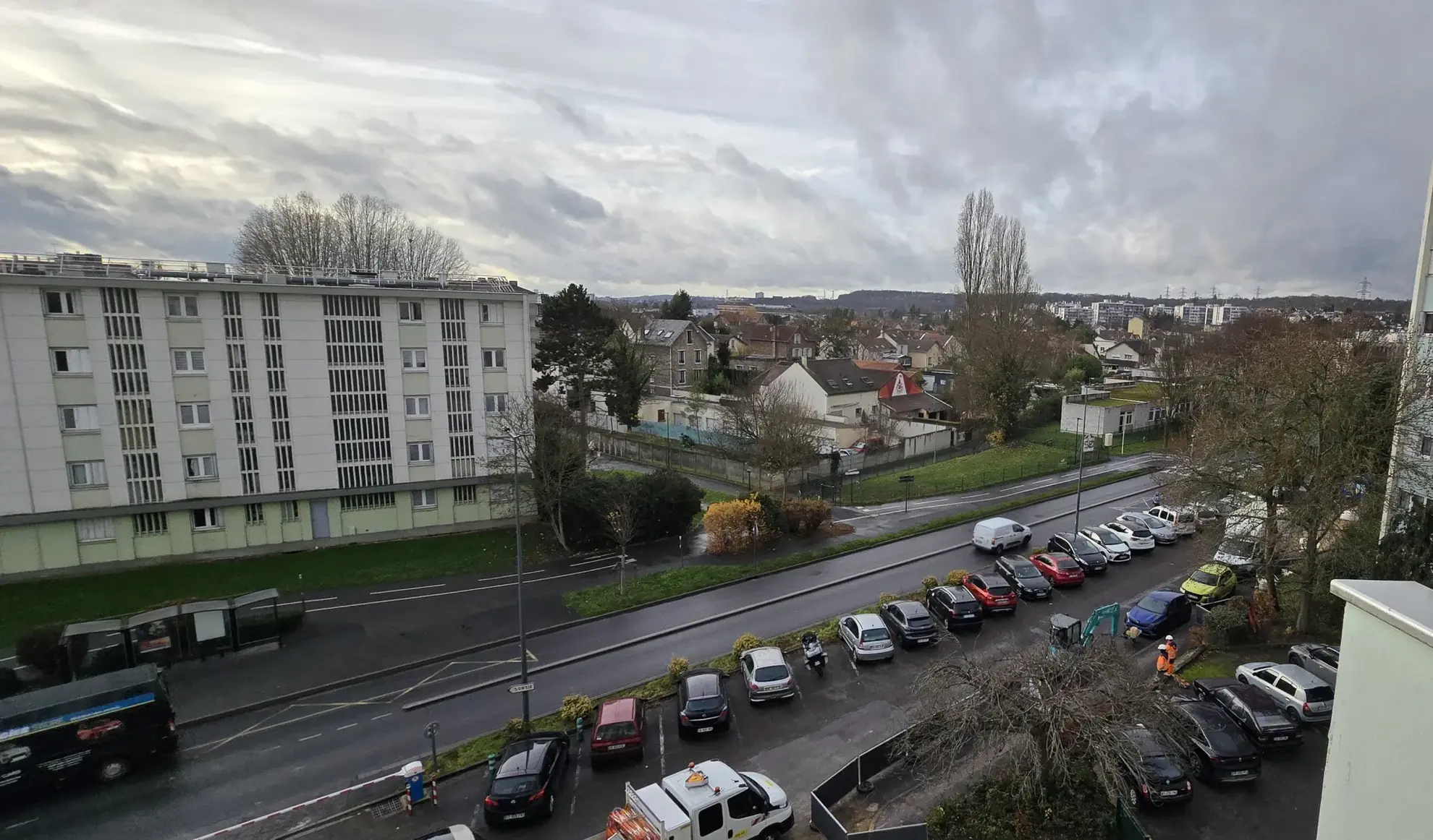 Appartement 2 pièces 57 m² avec balcon, parking et cave à Chelles